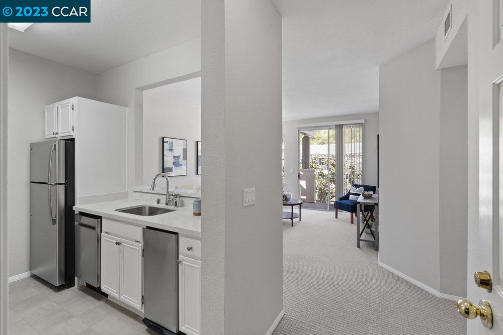 Photo #3: 41023268 Listing 