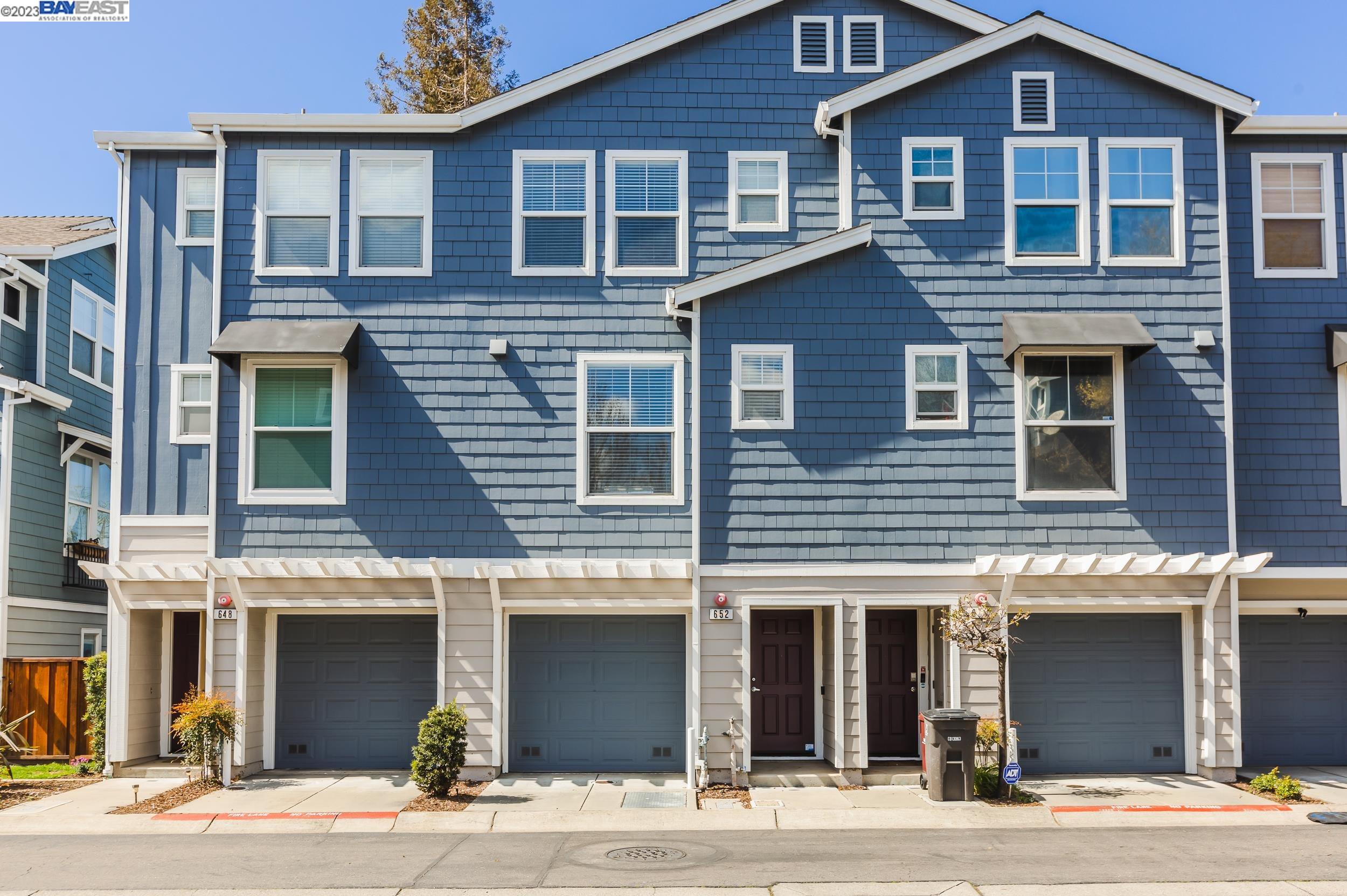 MLS: 41023321 Condo For Sale