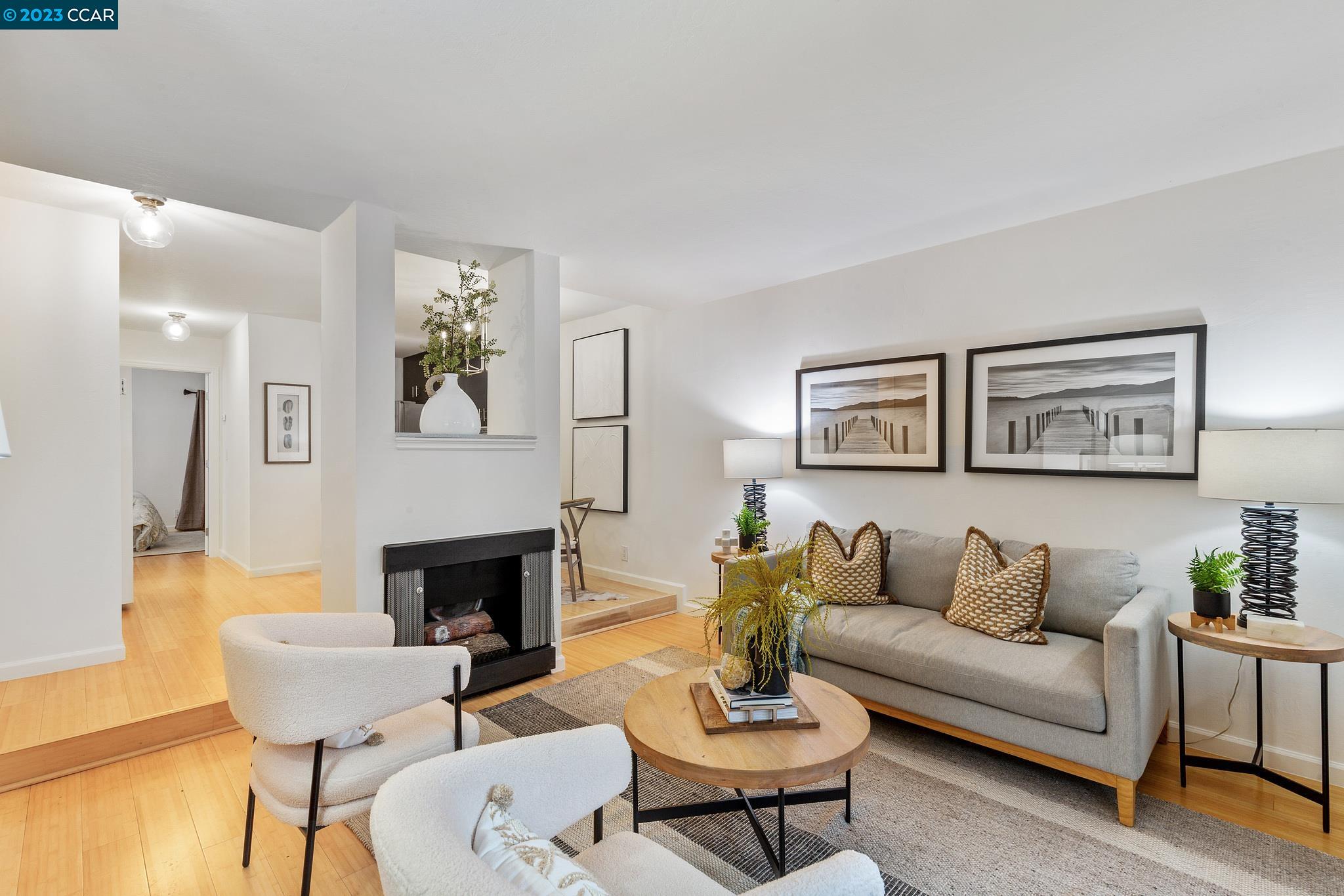 Photo #4: 41023638 Listing 