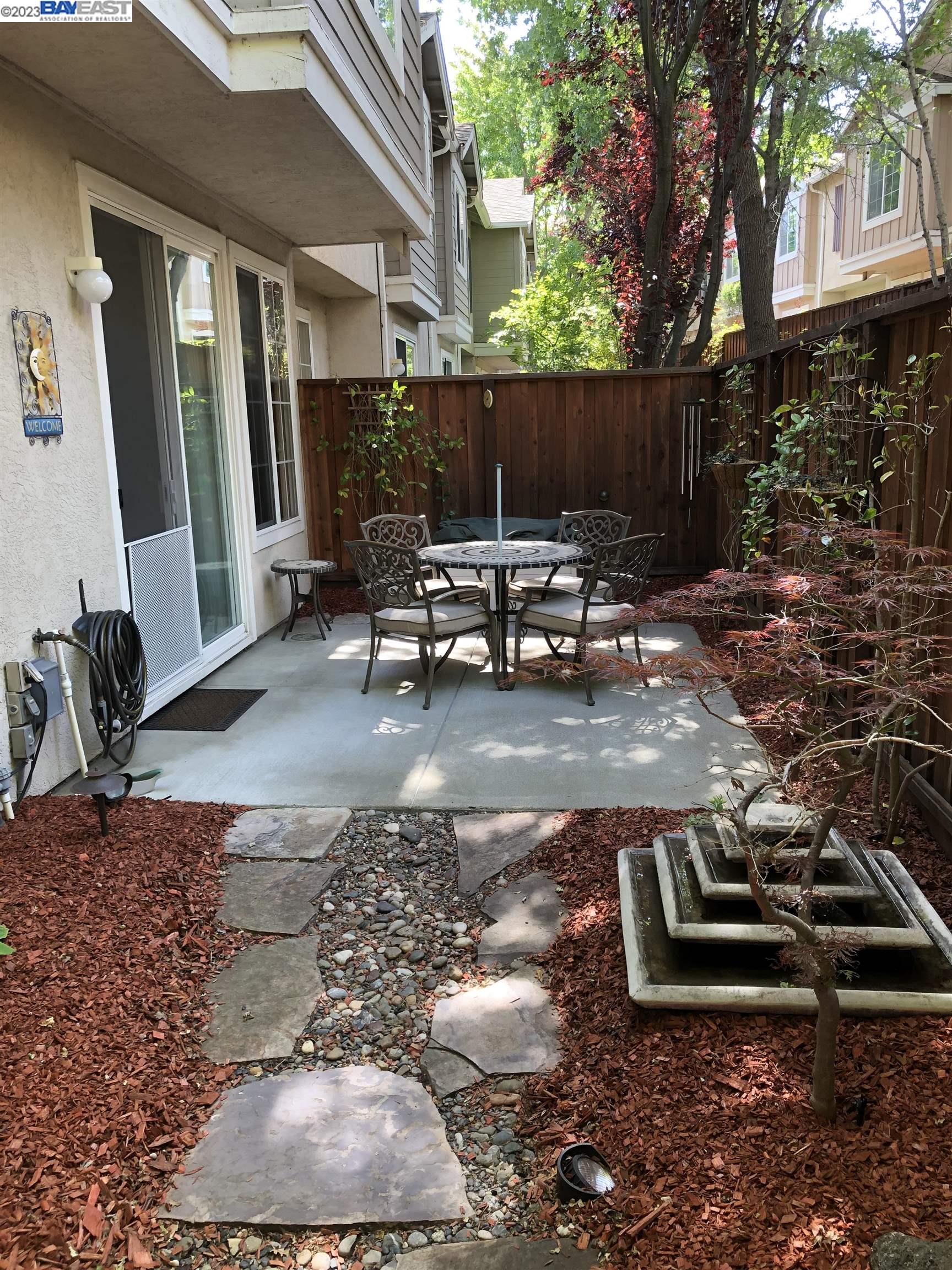 Photo #2: 41023659 Listing 