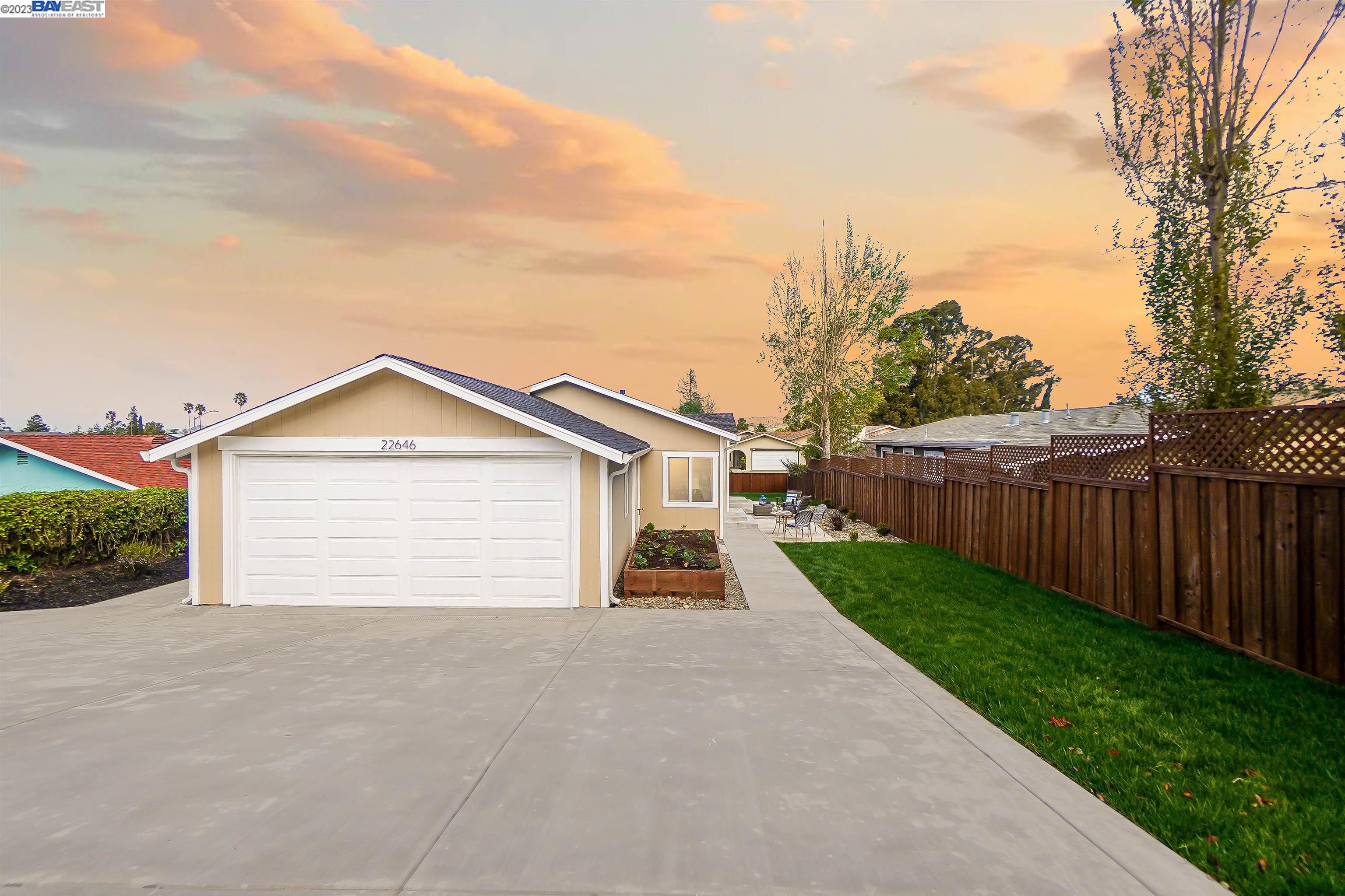 Detail Gallery Image 1 of 1 For 22646 Mossy Rock Dr, Hayward,  CA 94541 - 4 Beds | 2 Baths