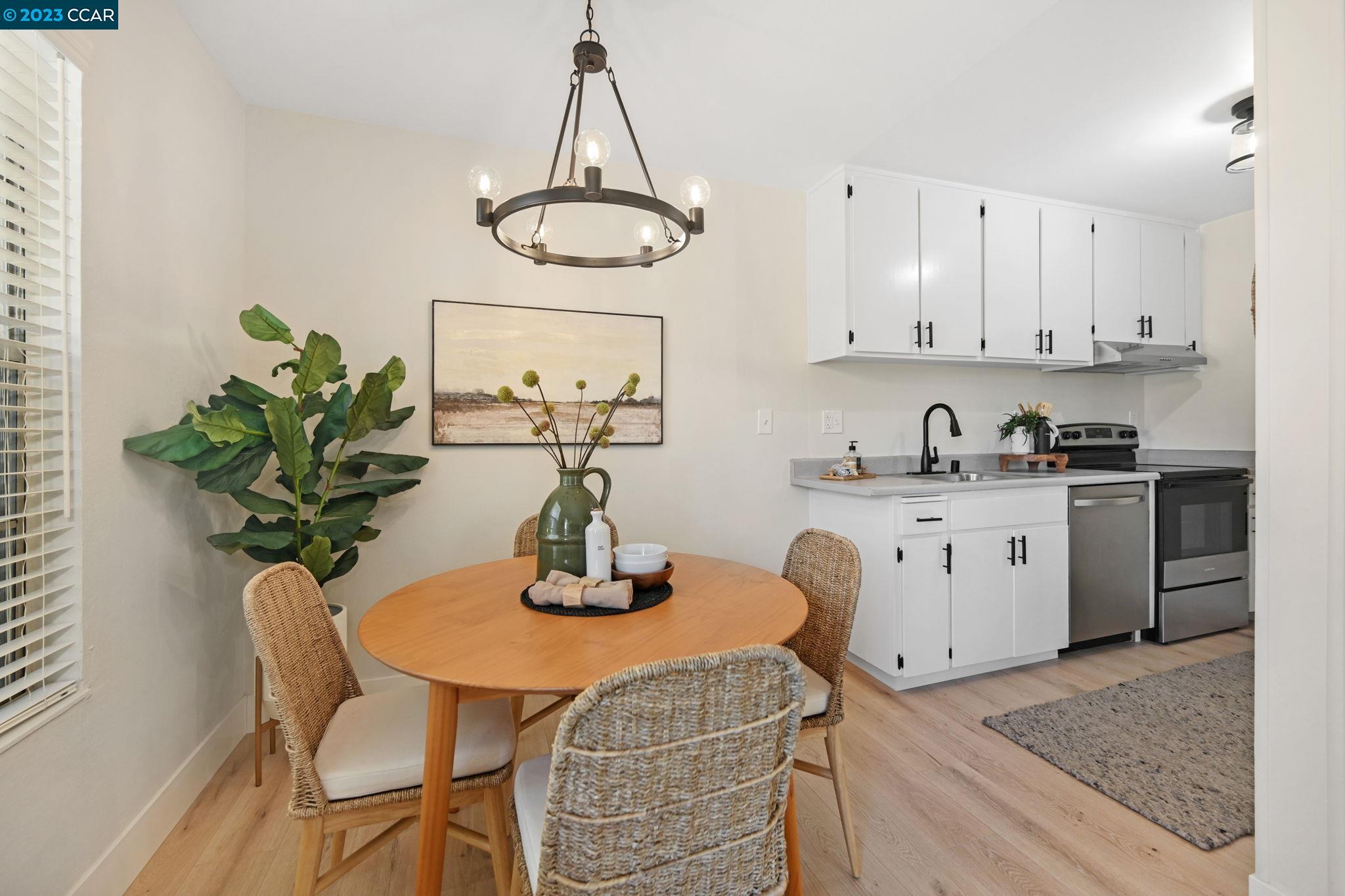 Photo #2: 41024143 Listing 