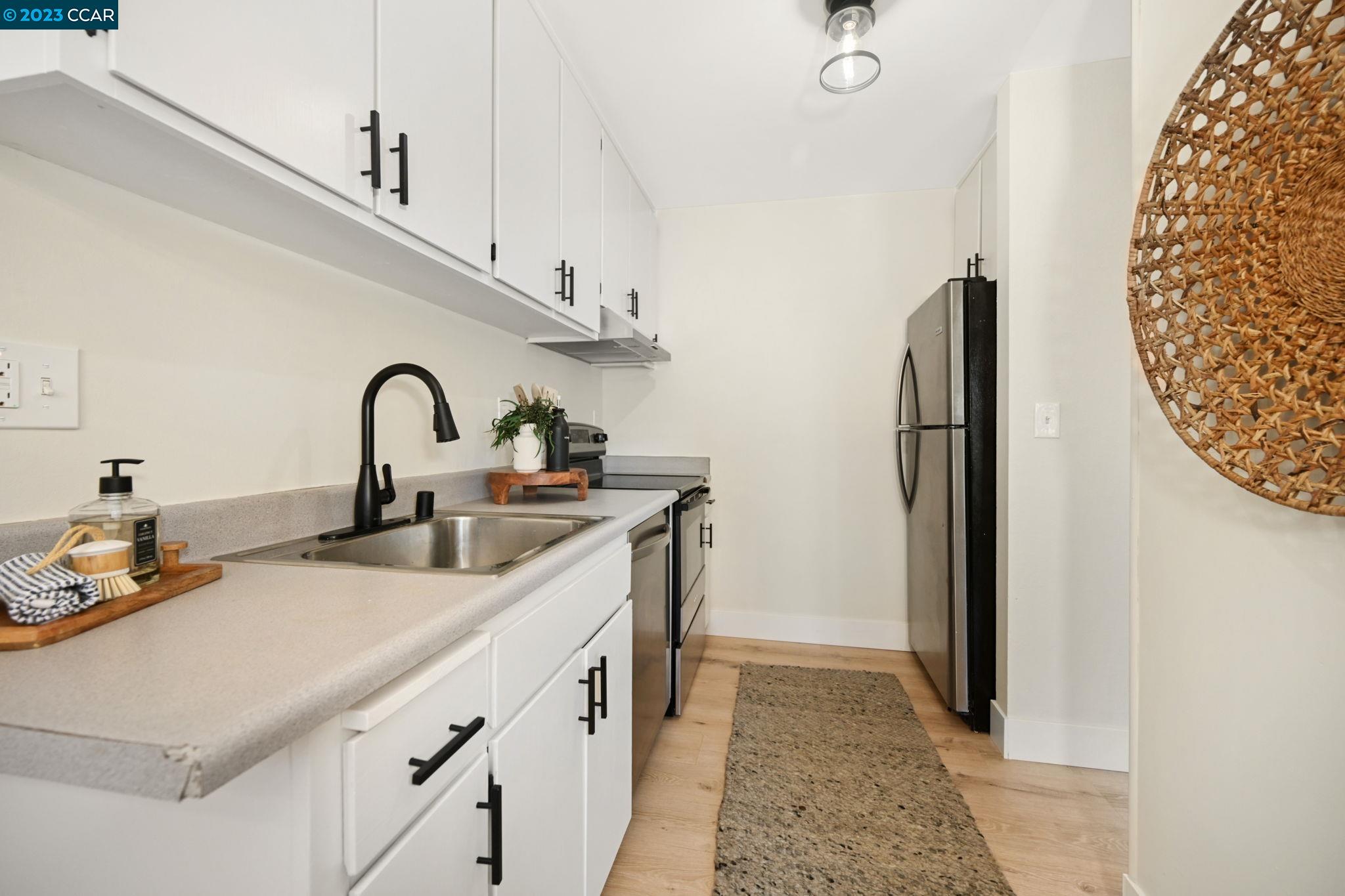 Photo #5: 41024143 Listing 