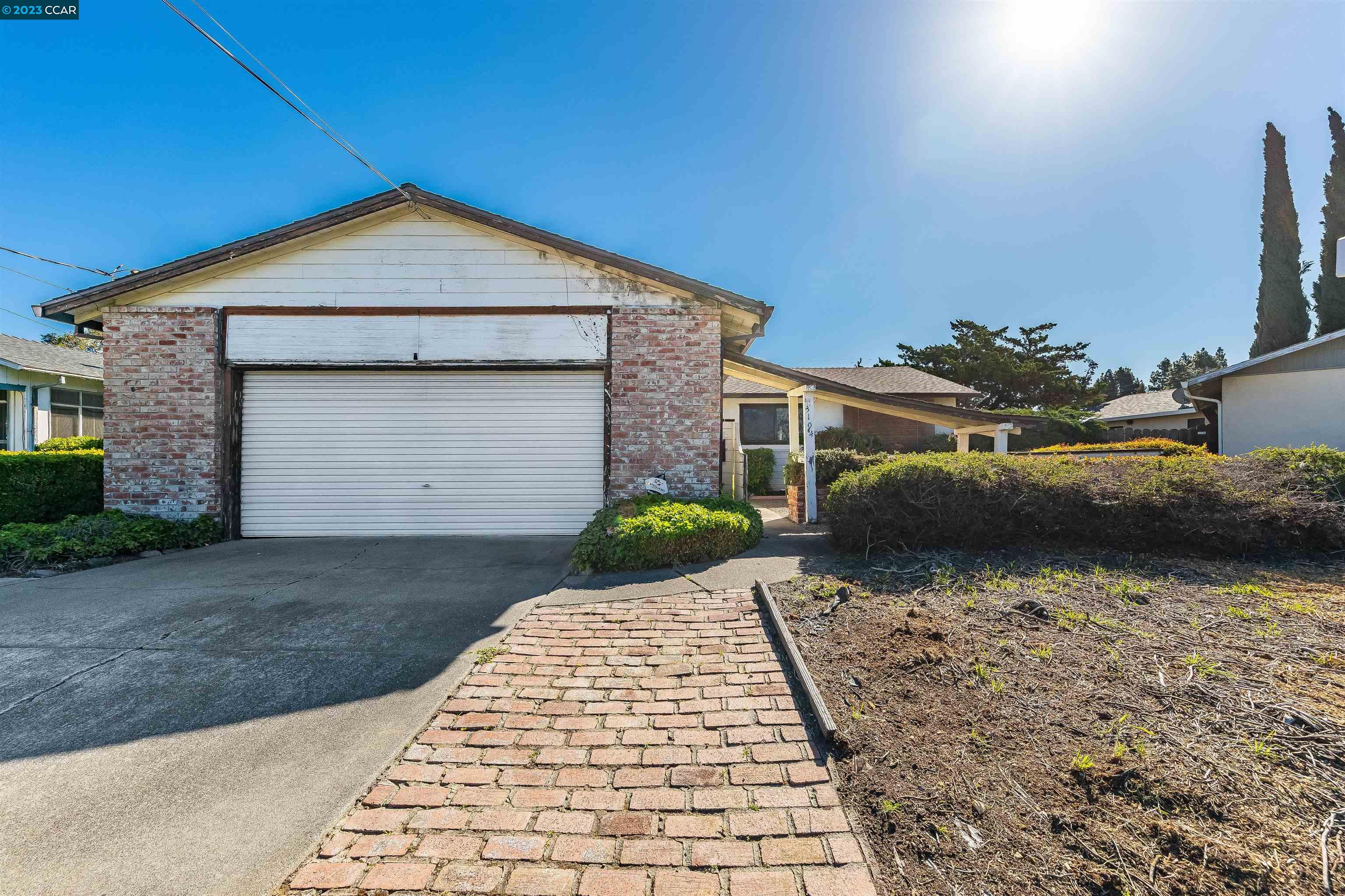 Detail Gallery Image 1 of 1 For 3104 Claudia Dr., Concord,  CA 94519 - 3 Beds | 2 Baths