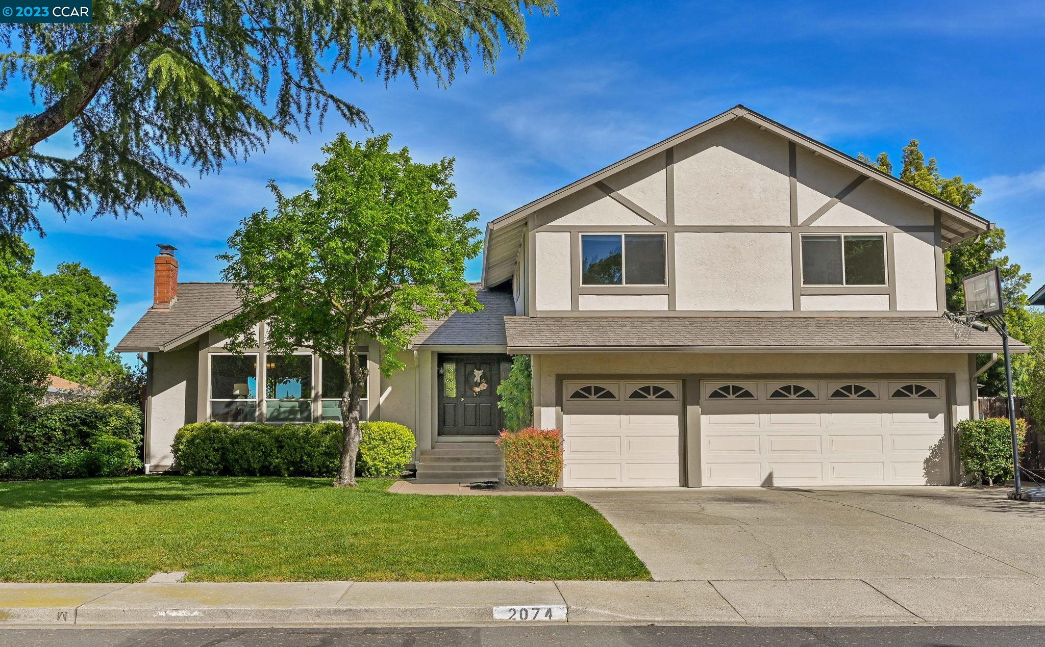 Detail Gallery Image 1 of 1 For 2074 Stratton Rd, Walnut Creek,  CA 94598 - 4 Beds | 2/1 Baths