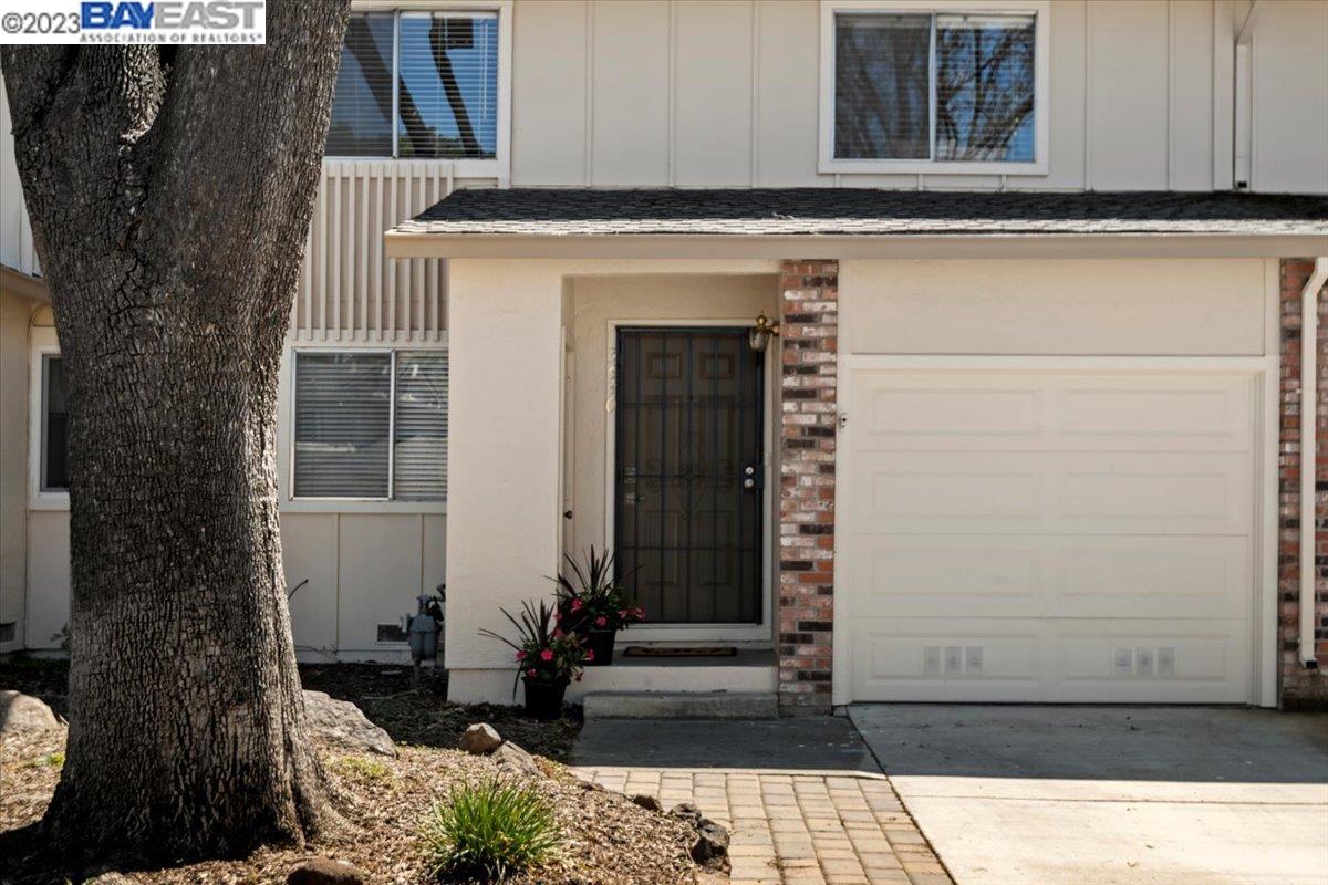 Photo #2: 41024252 Listing 