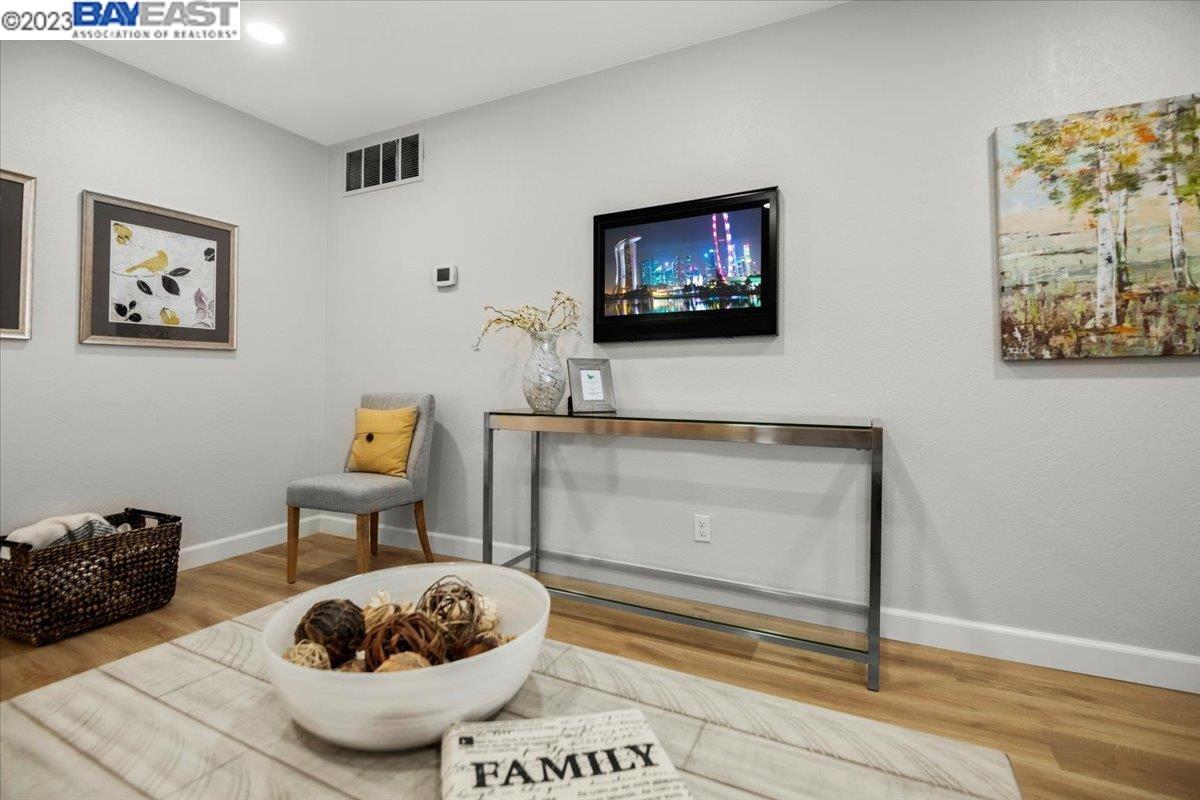 Photo #5: 41024252 Listing 