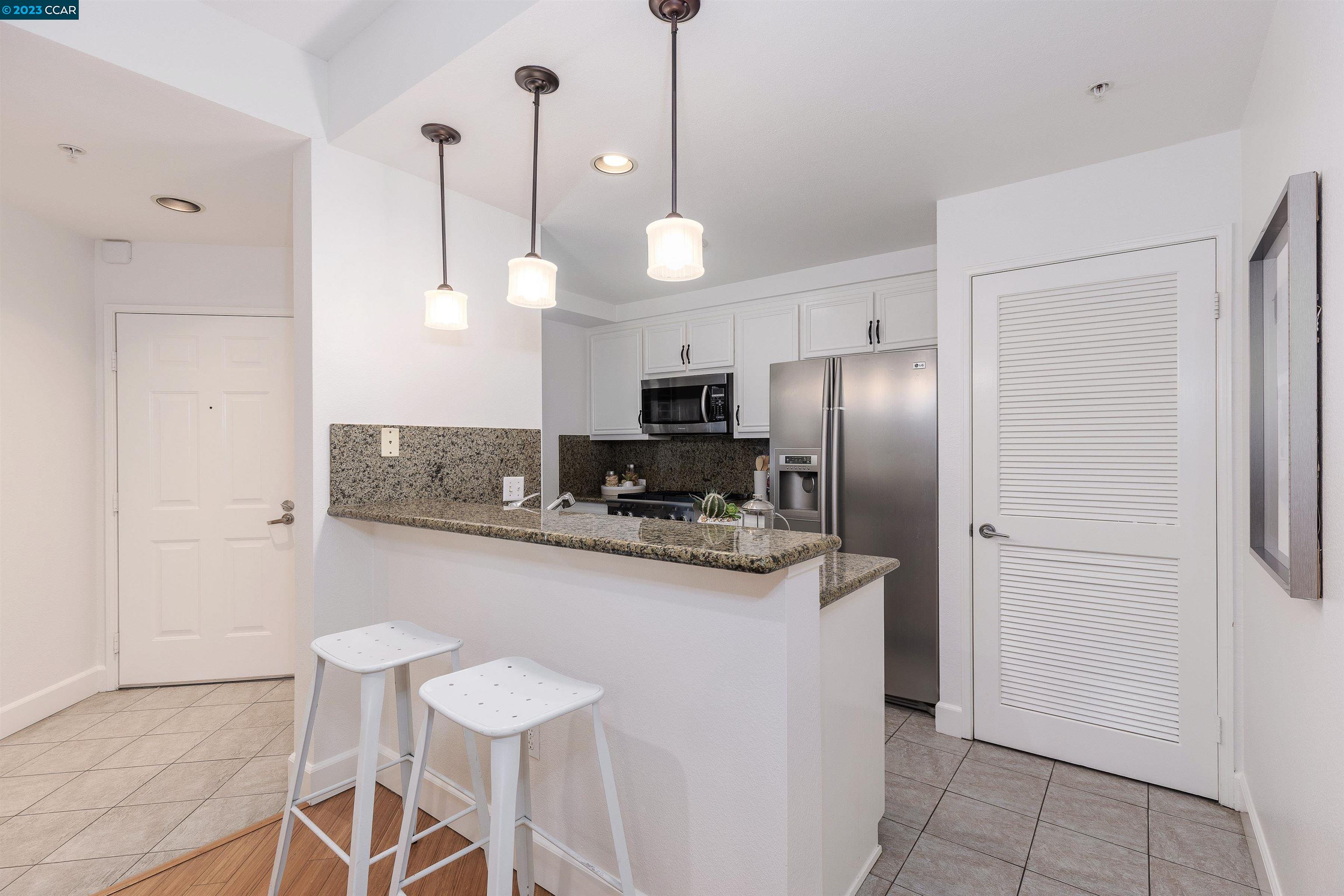 Photo #4: 41024341 Listing 