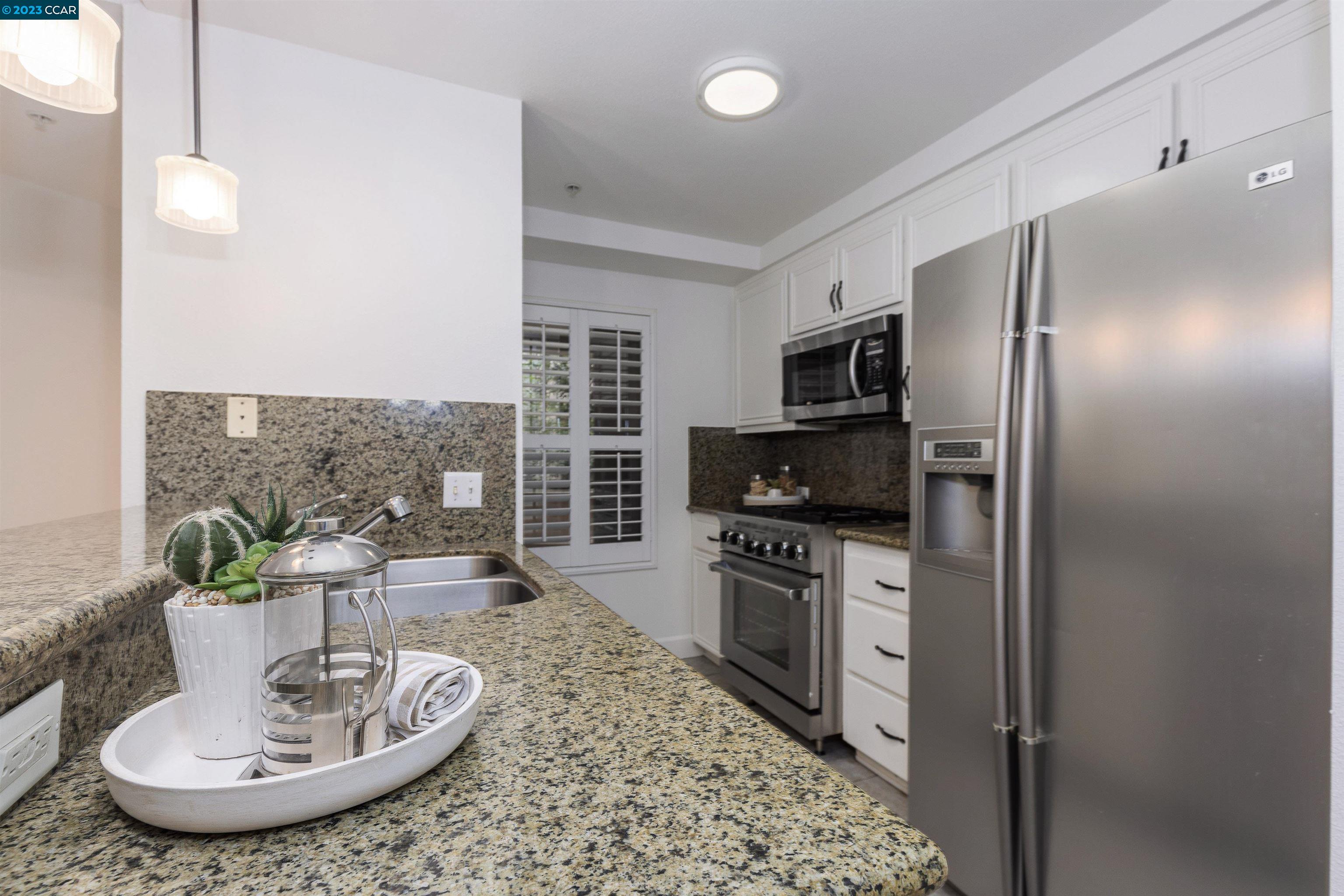 Photo #5: 41024341 Listing 