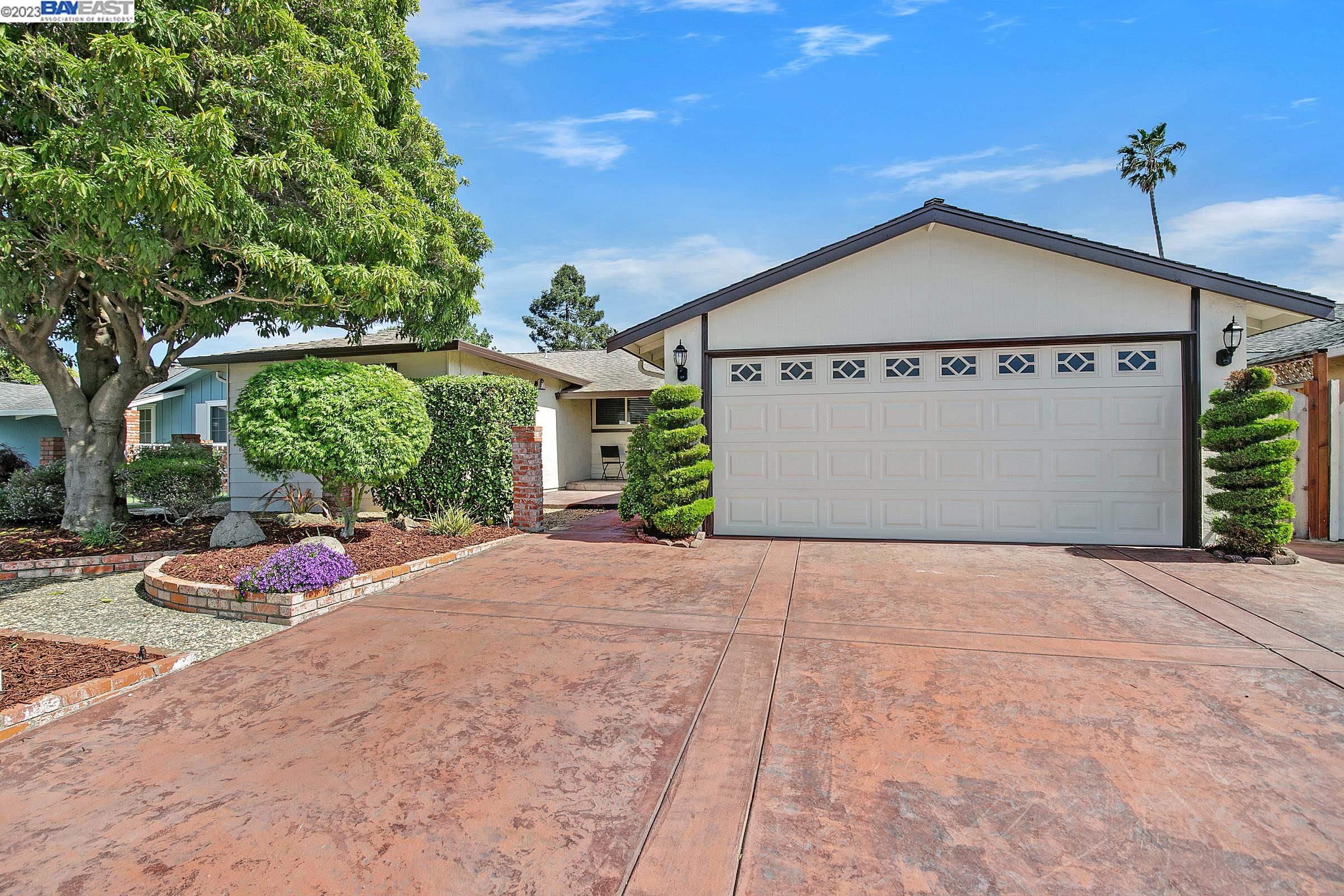 Detail Gallery Image 1 of 1 For 4168 Vincente St, Fremont,  CA 94536 - 3 Beds | 2 Baths