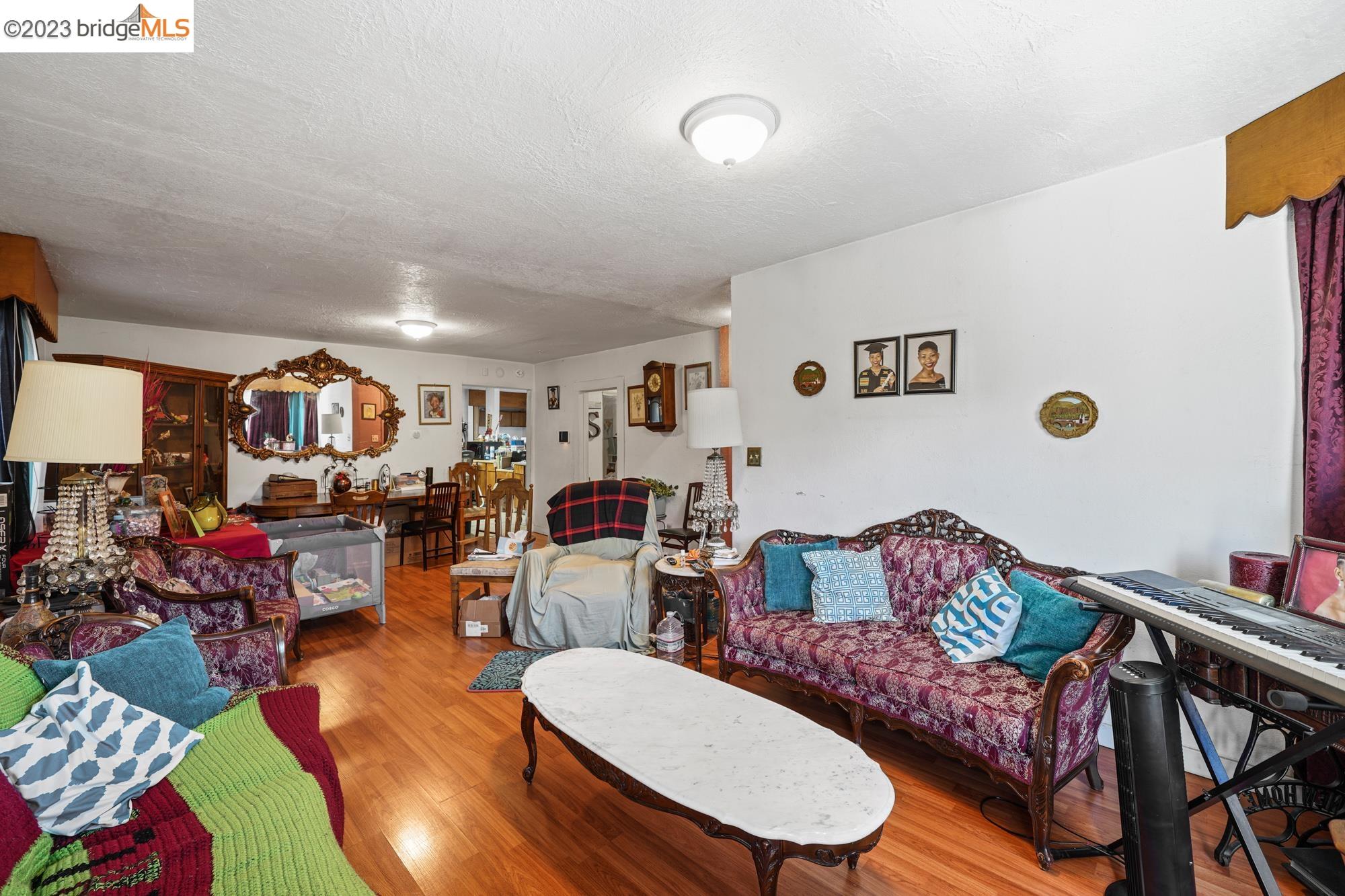 3228 Magnolia St, Oakland, California 94608, 4 Bedrooms Bedrooms, 9 Rooms Rooms,3 BathroomsBathrooms,Residential,For Sale,3228 Magnolia St,41025222