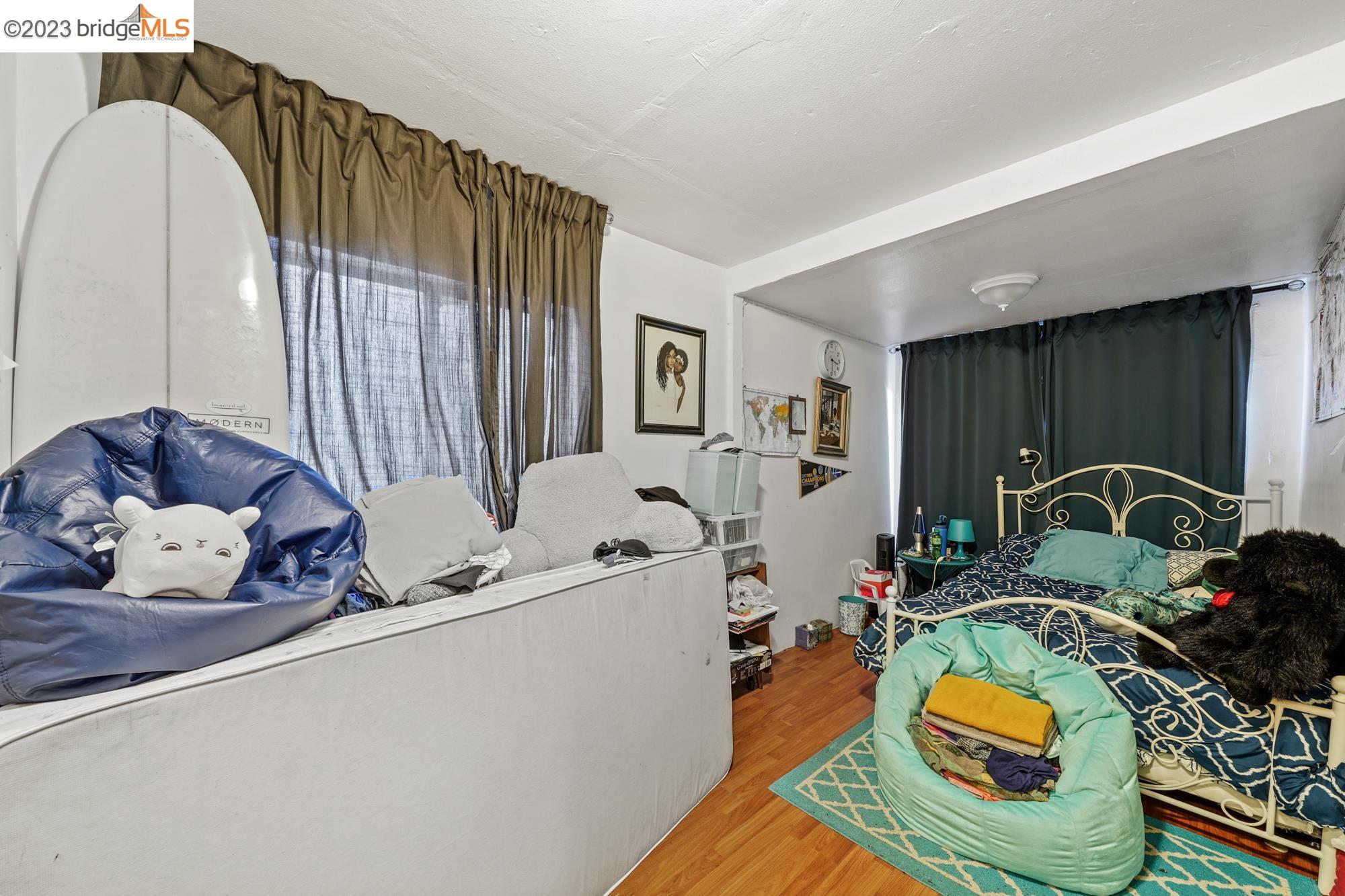3228 Magnolia St, Oakland, California 94608, 4 Bedrooms Bedrooms, 9 Rooms Rooms,3 BathroomsBathrooms,Residential,For Sale,3228 Magnolia St,41025222