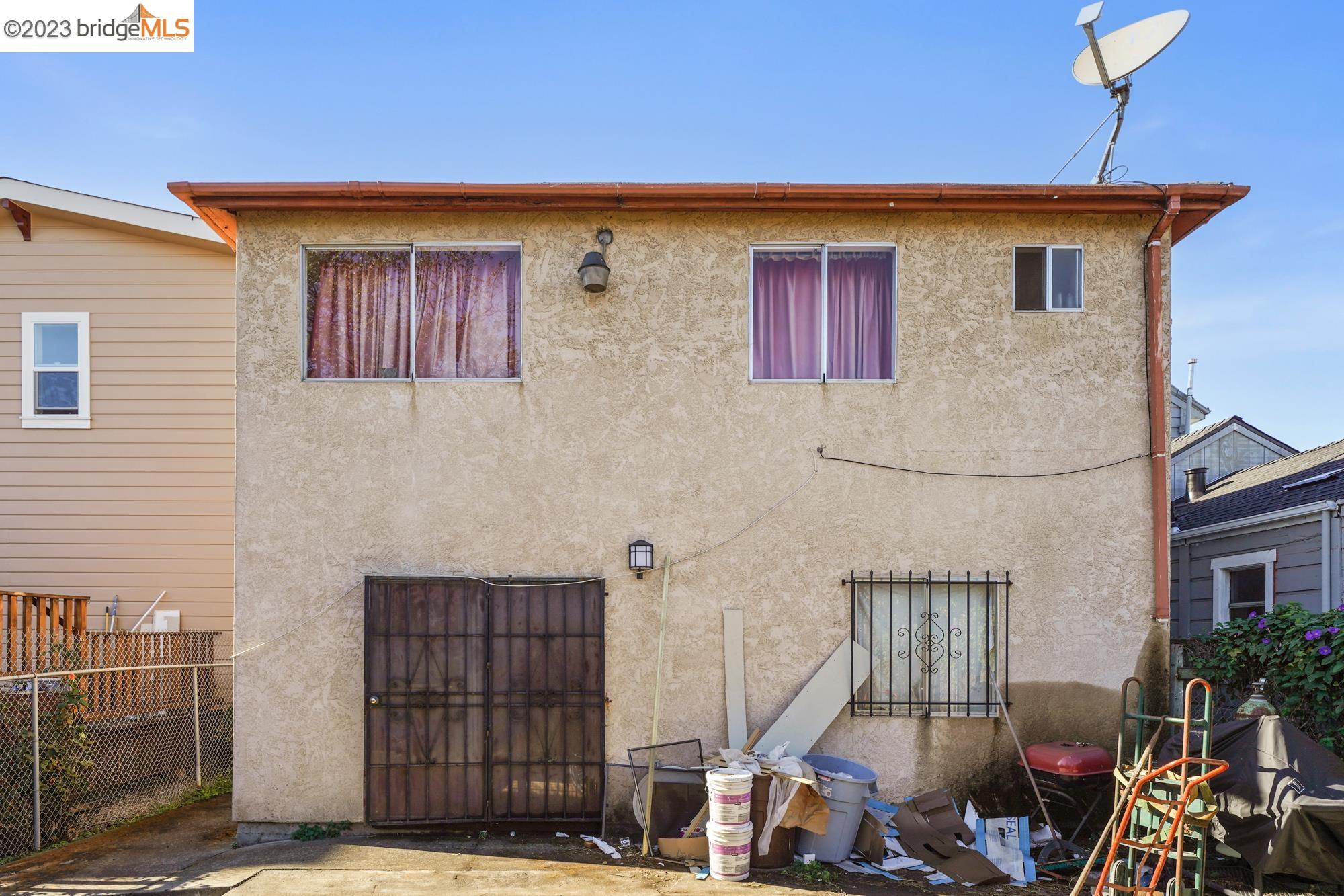 3228 Magnolia St, Oakland, California 94608, 4 Bedrooms Bedrooms, 9 Rooms Rooms,3 BathroomsBathrooms,Residential,For Sale,3228 Magnolia St,41025222