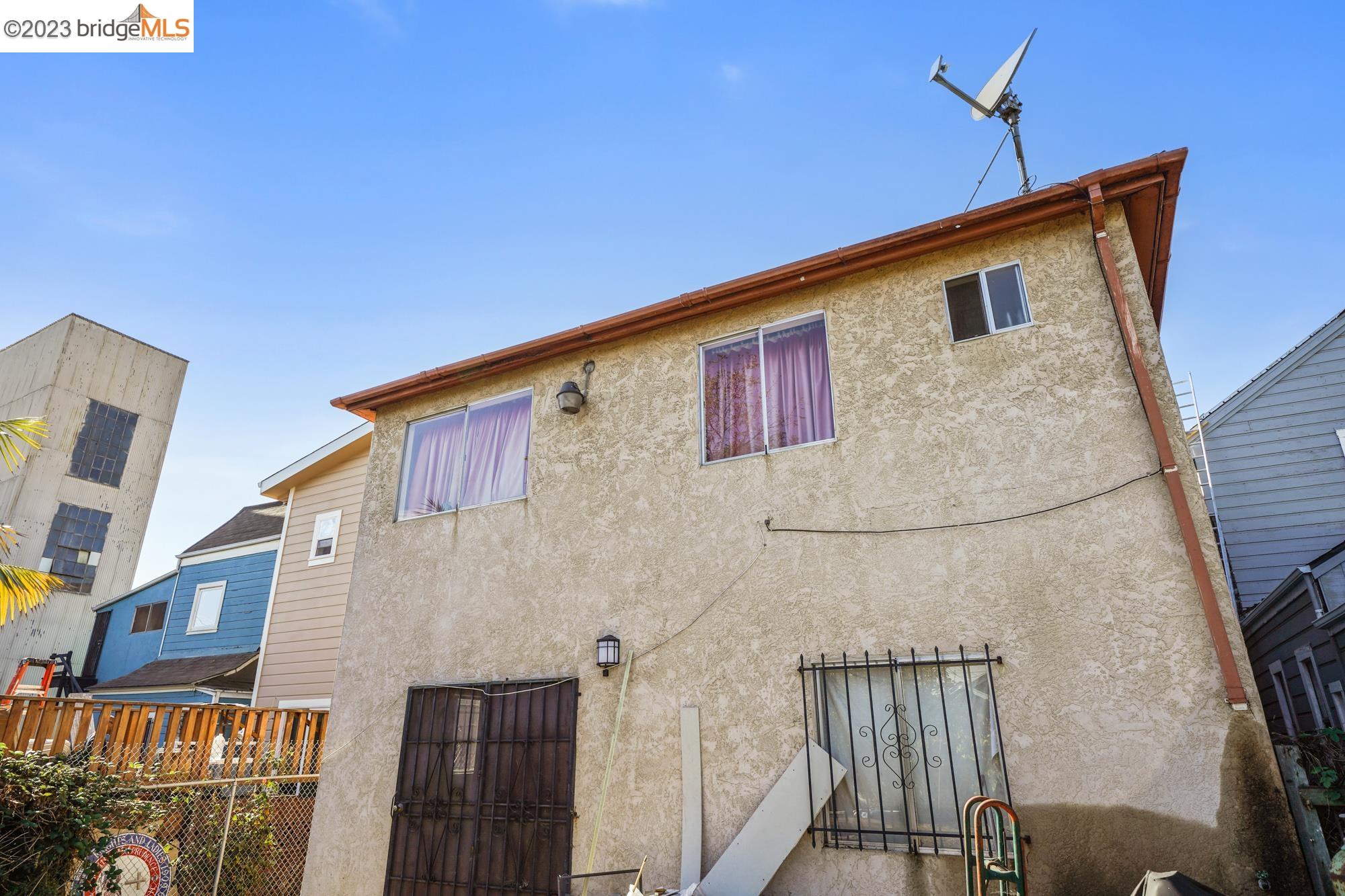 3228 Magnolia St, Oakland, California 94608, 4 Bedrooms Bedrooms, 9 Rooms Rooms,3 BathroomsBathrooms,Residential,For Sale,3228 Magnolia St,41025222