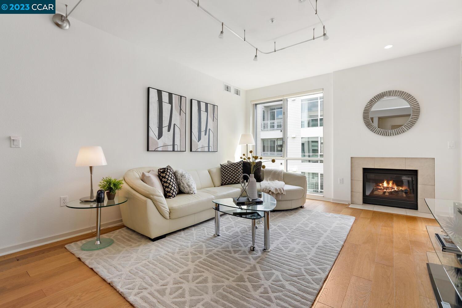 Photo #6: 41025760 Listing 