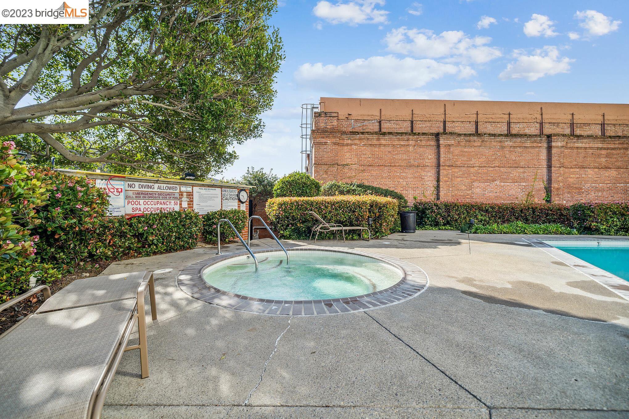 Detail Gallery Image 21 of 29 For 6363 Christie Ave #1412,  Emeryville,  CA 94608 - 1 Beds | 1 Baths