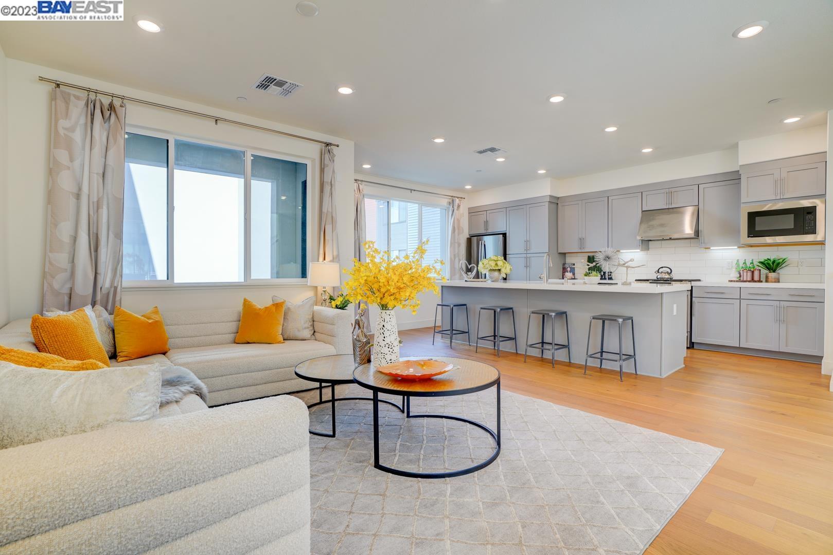 Detail Gallery Image 1 of 1 For 45109 Enlighten Cmn #1005,  Fremont,  CA 94538 - 2 Beds | 2/1 Baths