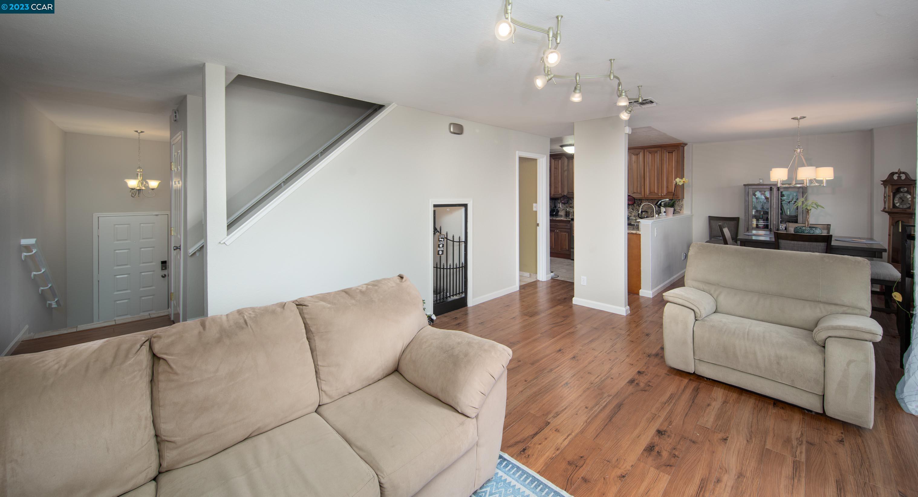 Photo #3: 41026177 Listing 