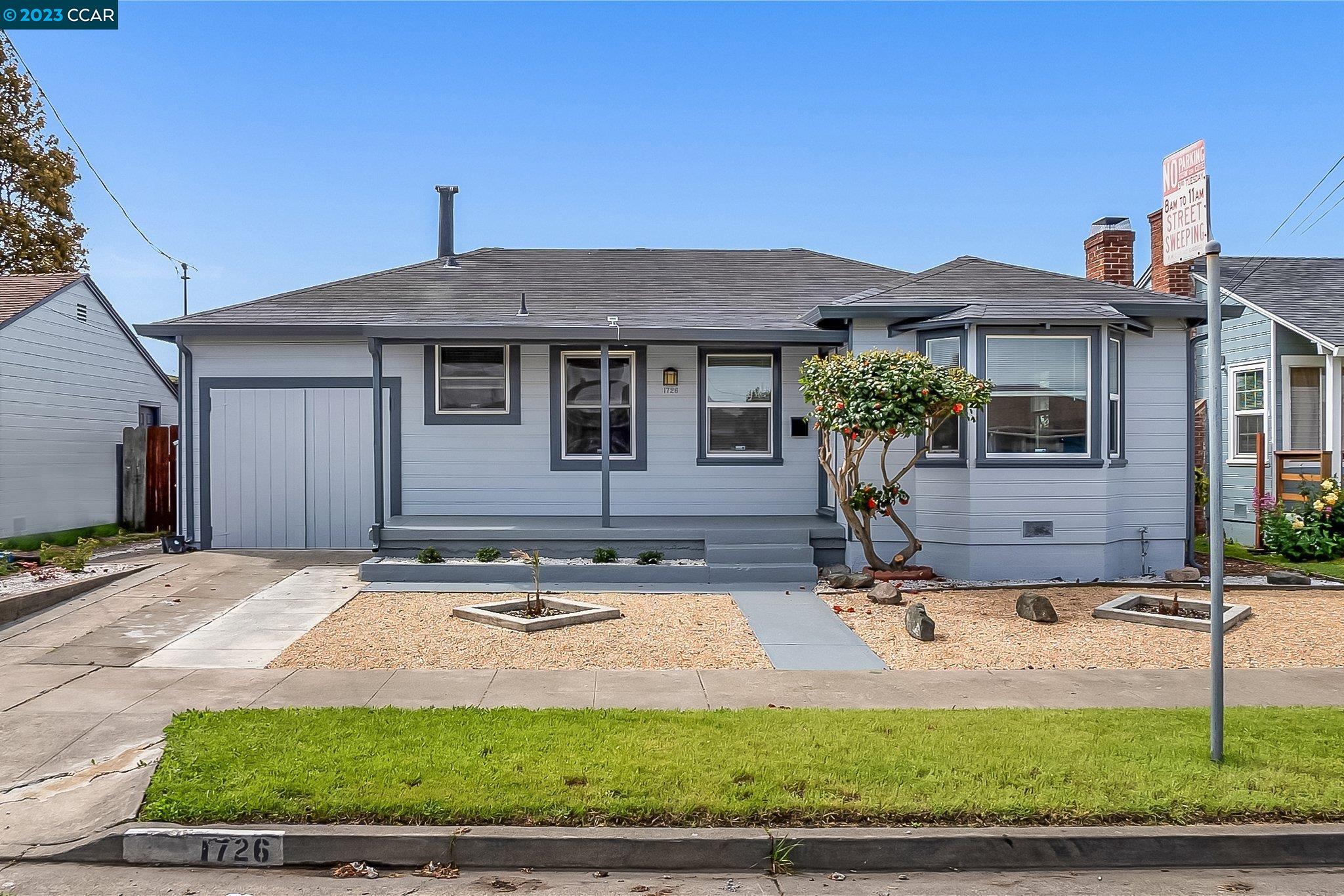 Detail Gallery Image 1 of 1 For 1726 Hellings Ave, Richmond,  CA 94801 - 2 Beds | 1 Baths