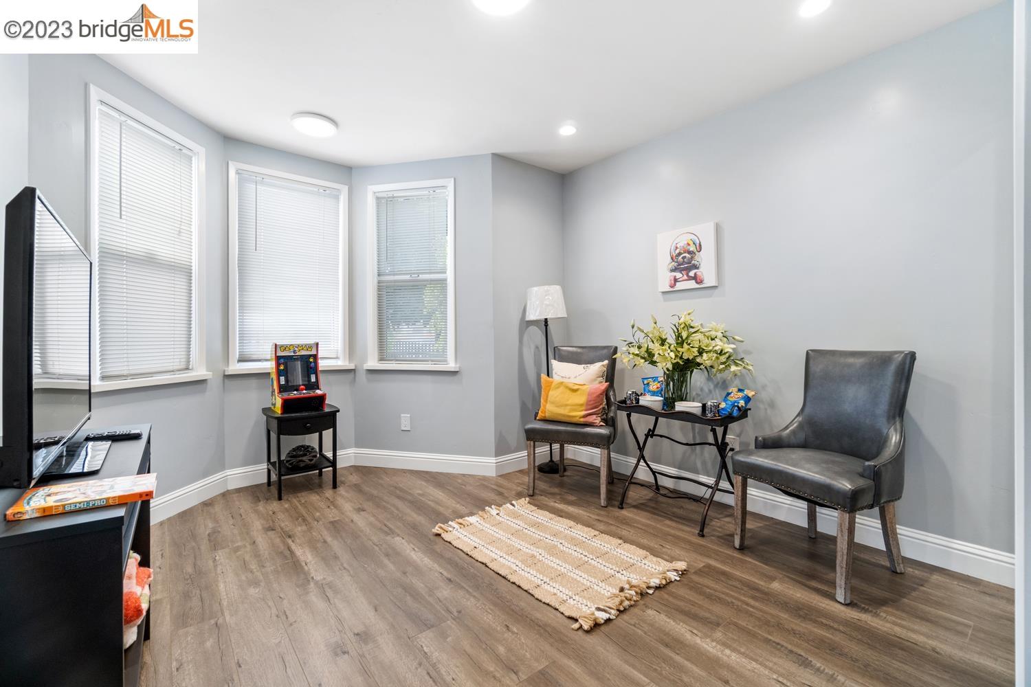 Detail Gallery Image 32 of 59 For 1002 28th St, Oakland,  CA 94608 - – Beds | – Baths