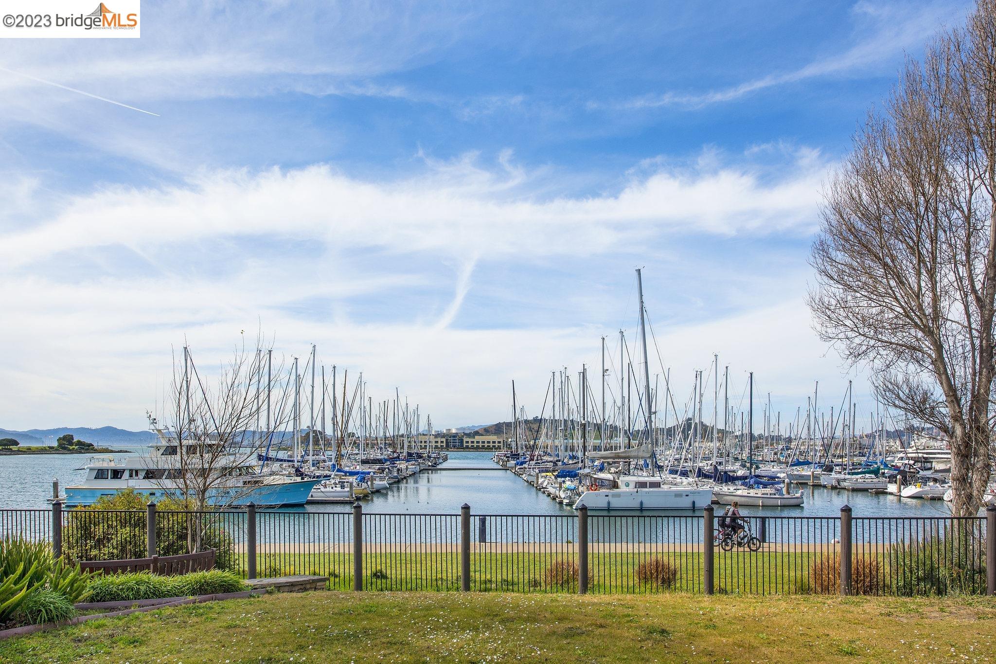 MLS: 41026636 Condo For Sale