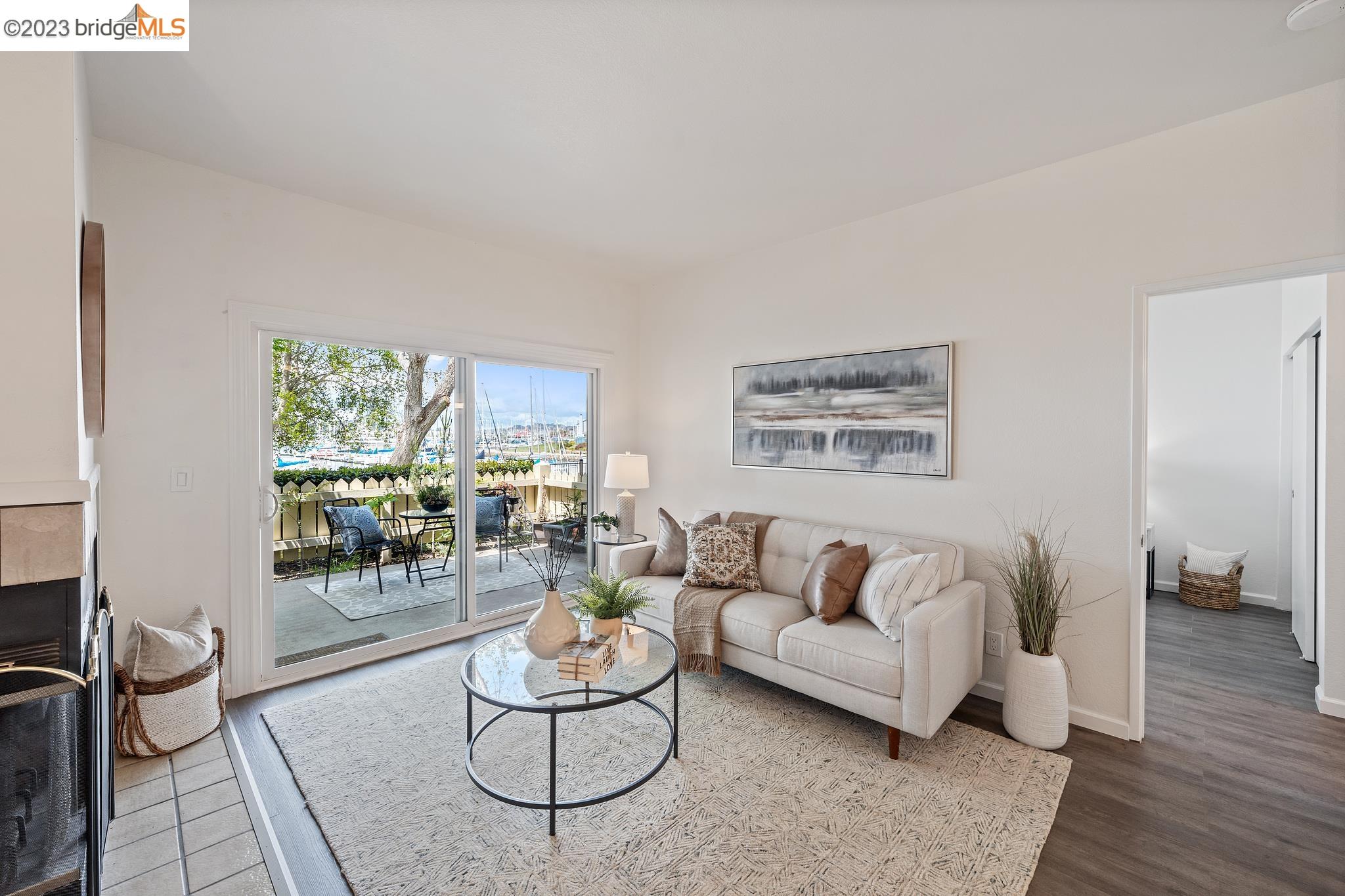 Photo #5: 41026636 Listing 