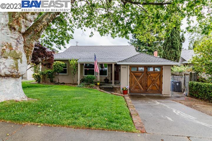 Detail Gallery Image 1 of 1 For 19138 San Miguel Ave, Castro Valley,  CA 94546 - 3 Beds | 1 Baths