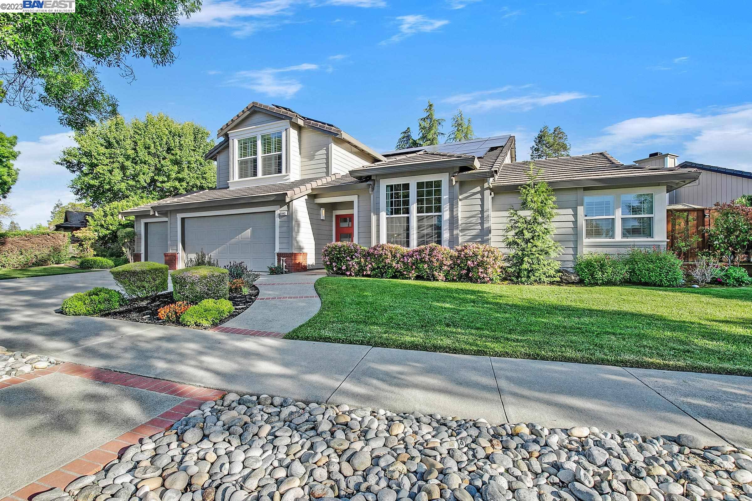 Detail Gallery Image 1 of 1 For 642 Vivian Dr, Livermore,  CA 94550 - 4 Beds | 3 Baths