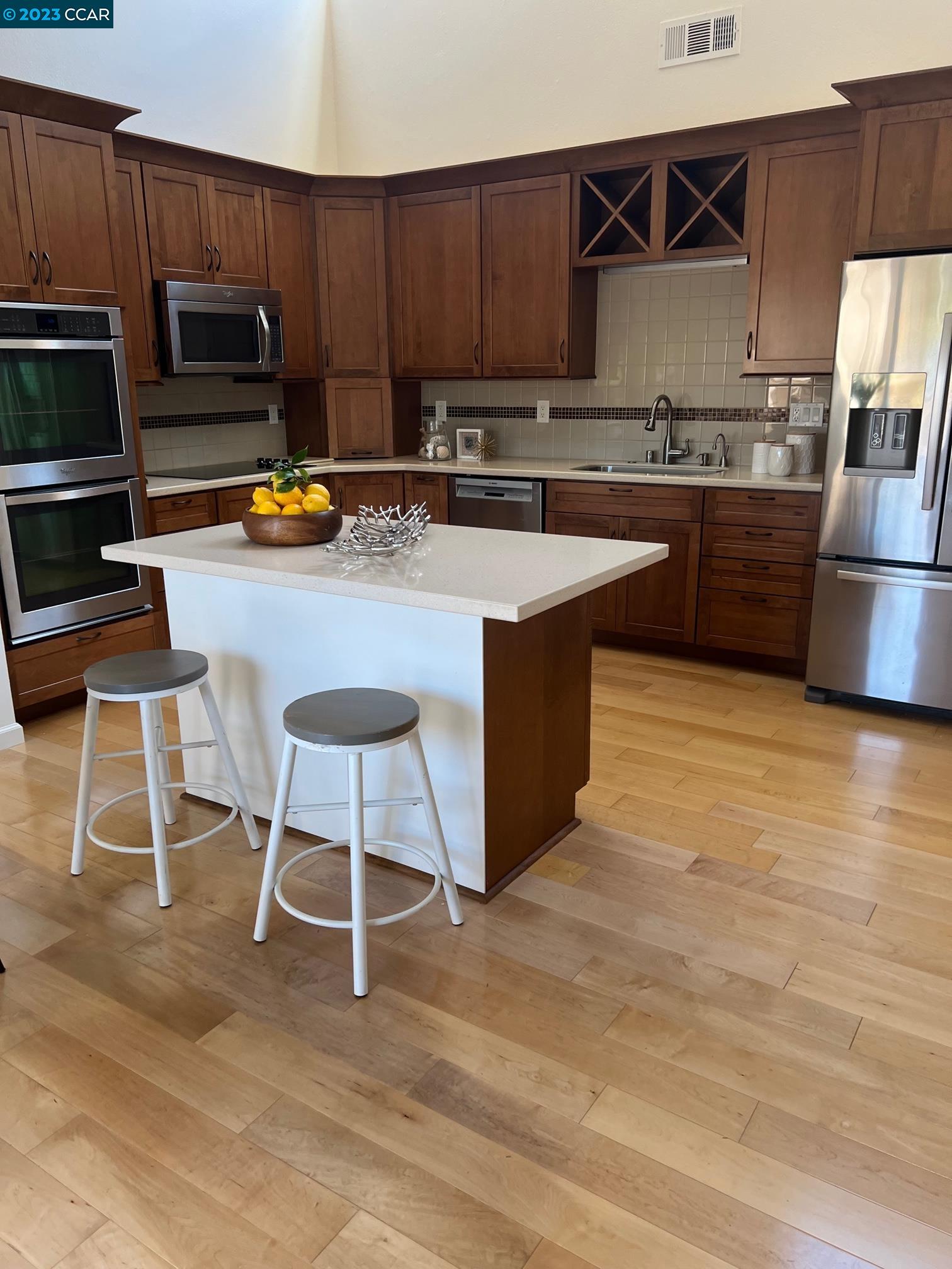 Photo #5: 41026847 Listing 