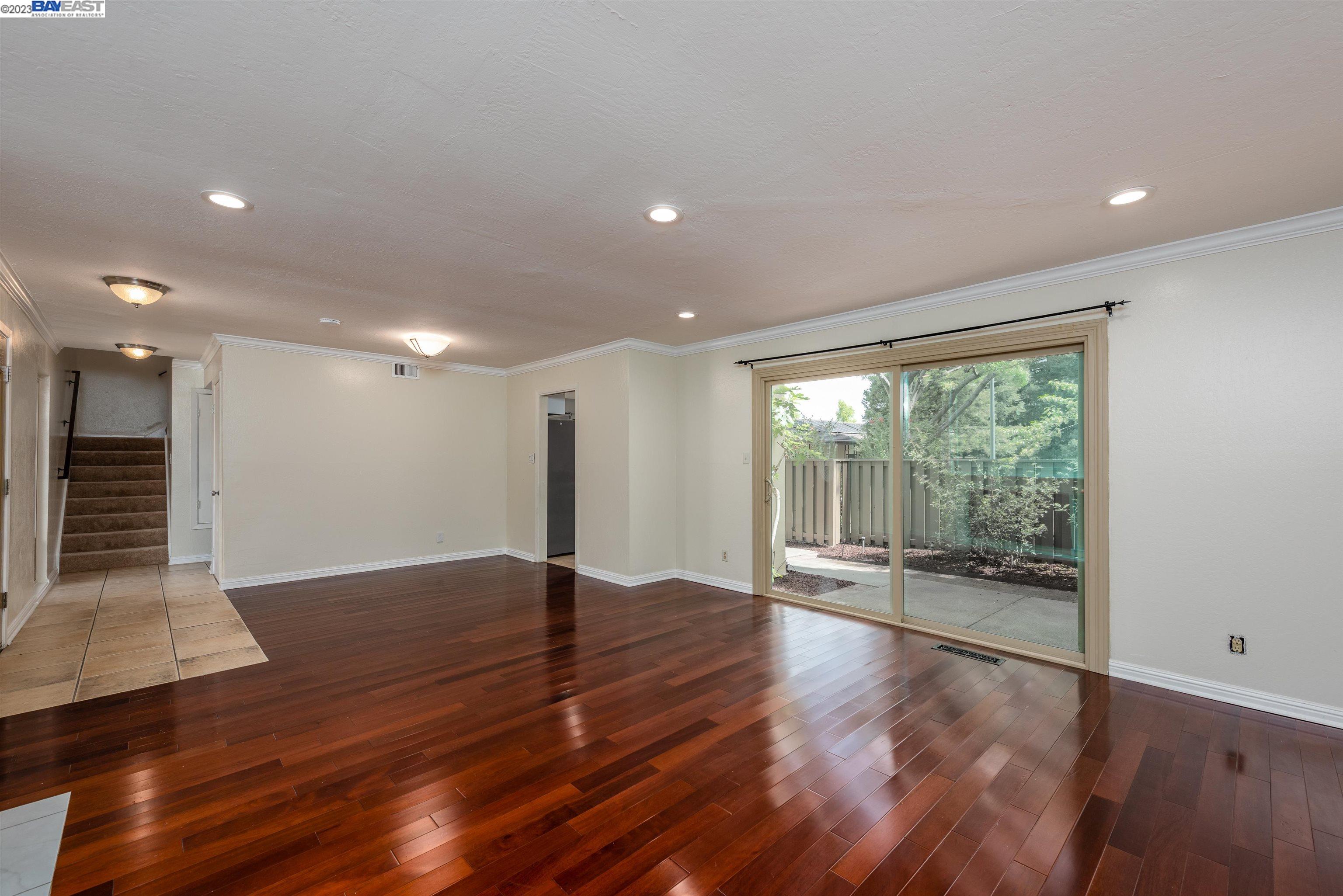 Photo #5: 41026870 Listing 
