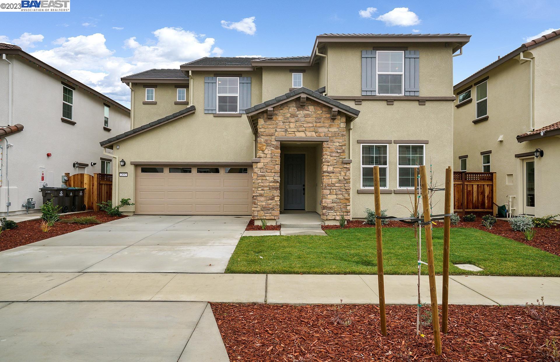 Detail Gallery Image 1 of 1 For 2852 Macabee Dr, Lathrop,  CA 95330 - 5 Beds | 3 Baths