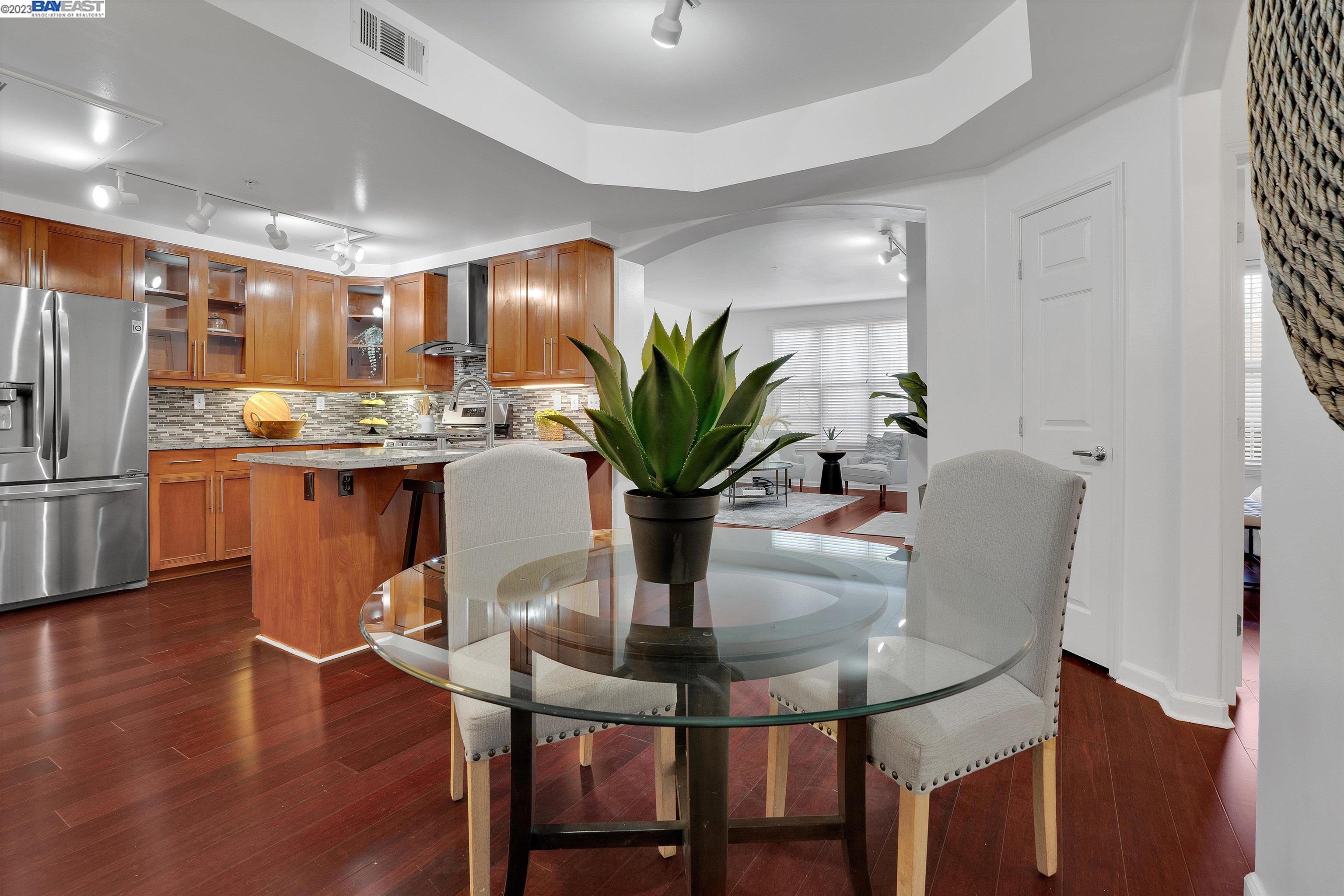 Detail Gallery Image 1 of 1 For 30 E Julian Street #110,  San Jose,  CA 95112 - 2 Beds | 2 Baths