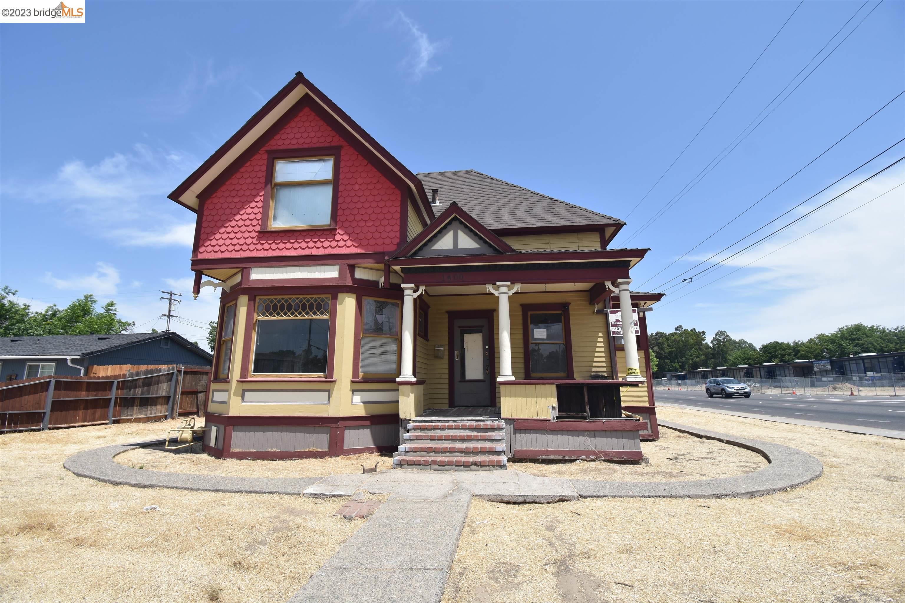 Detail Gallery Image 1 of 1 For 1400 Tully Rd, Modesto,  CA 95350 - 4 Beds | 2 Baths