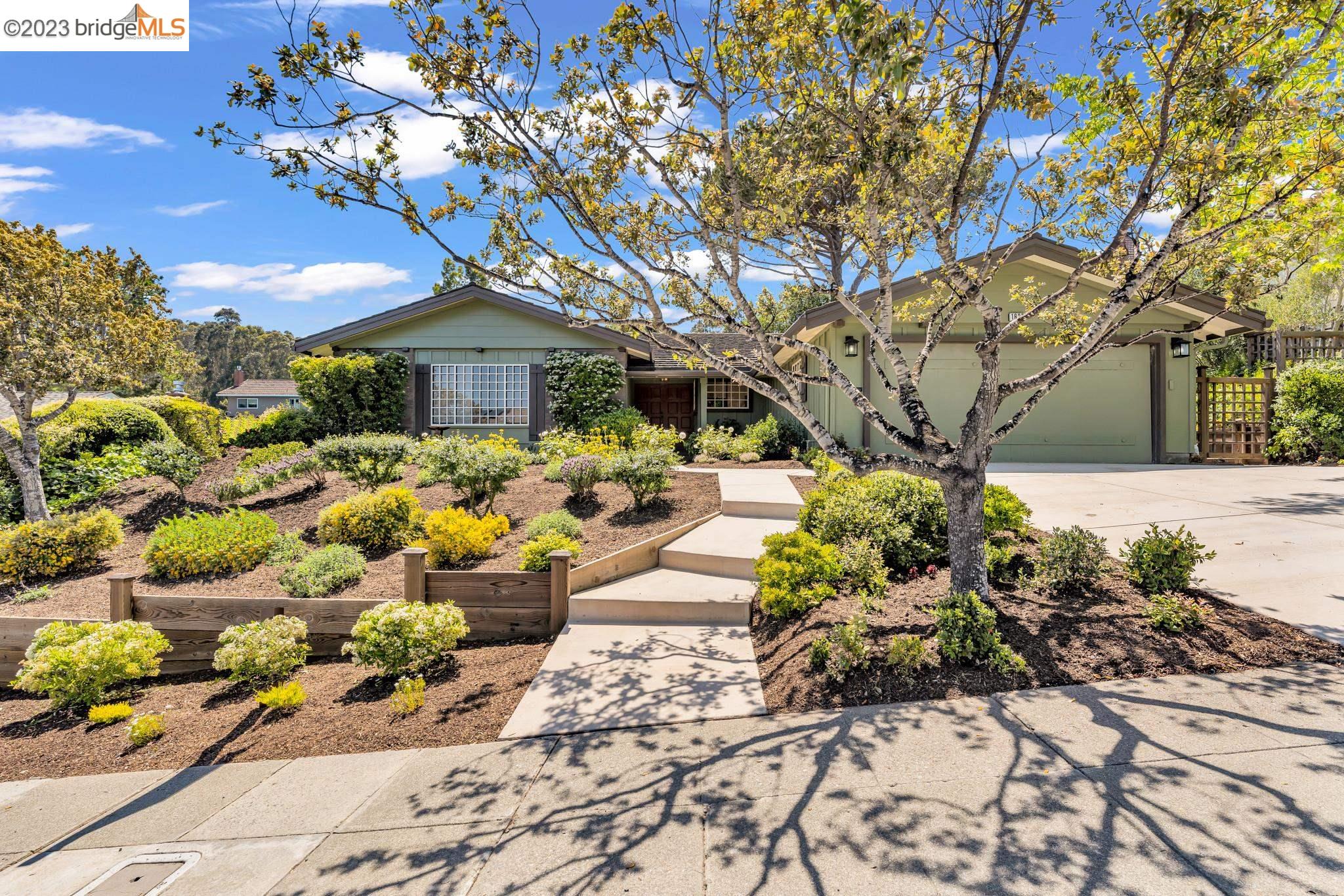 Detail Gallery Image 1 of 1 For 1625 Hunt Dr, Burlingame,  CA 94010 - 3 Beds | 2 Baths