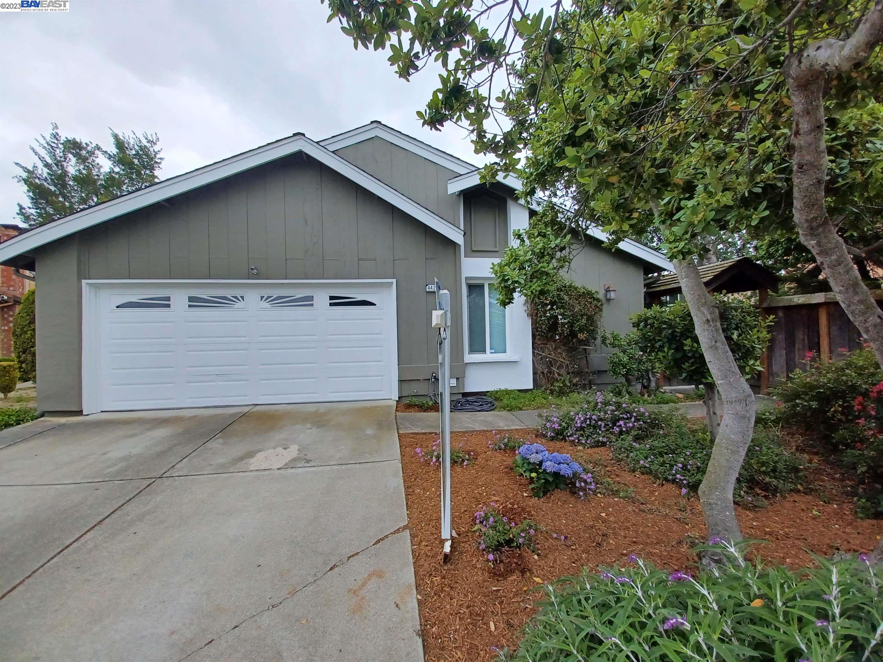 Detail Gallery Image 1 of 1 For 4427 Macbeth Cir, Fremont,  CA 94555 - 4 Beds | 2 Baths