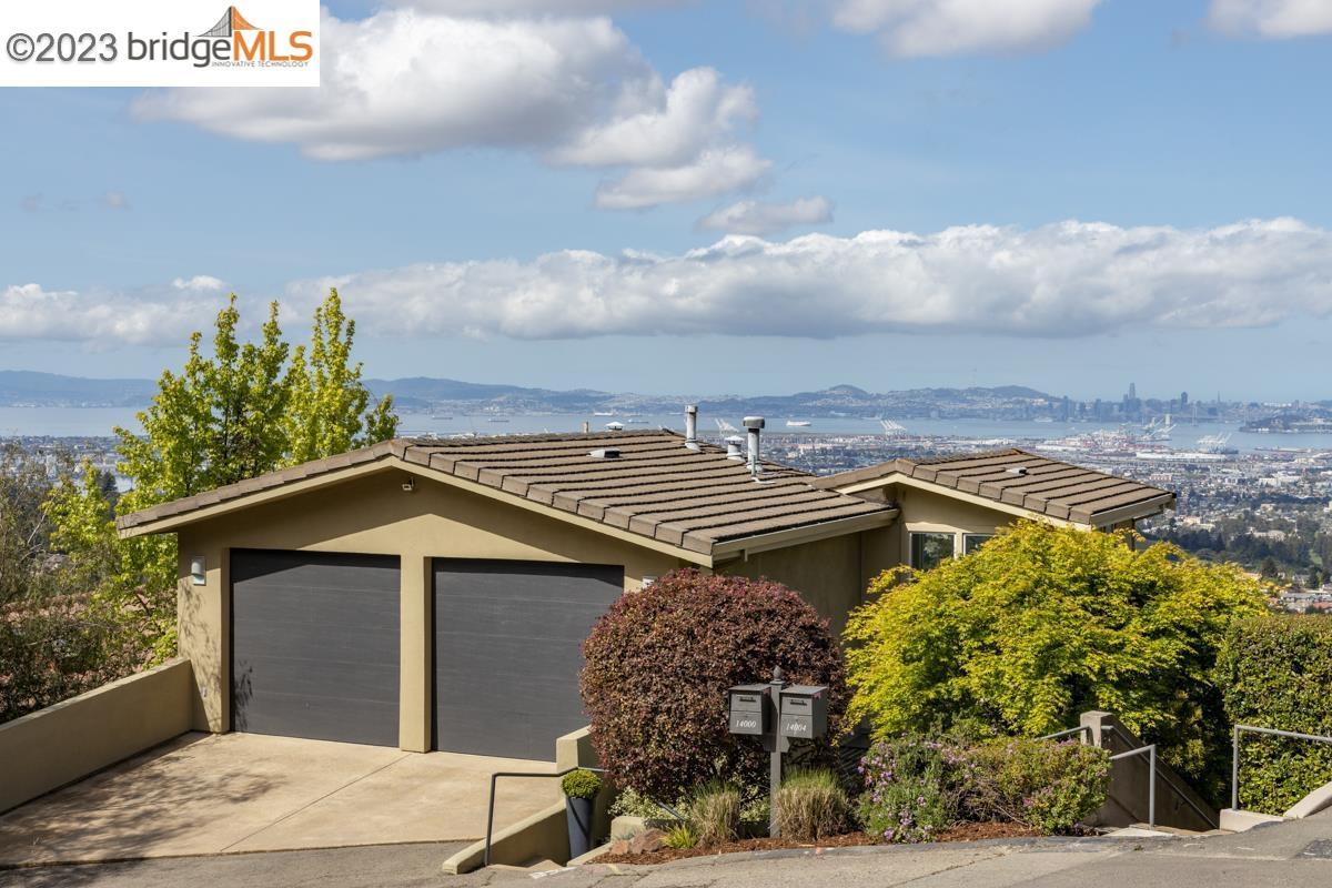 For Sale 14000 Broadway Ter, Oakland, CA 94611 4 Beds / 2 Full Baths