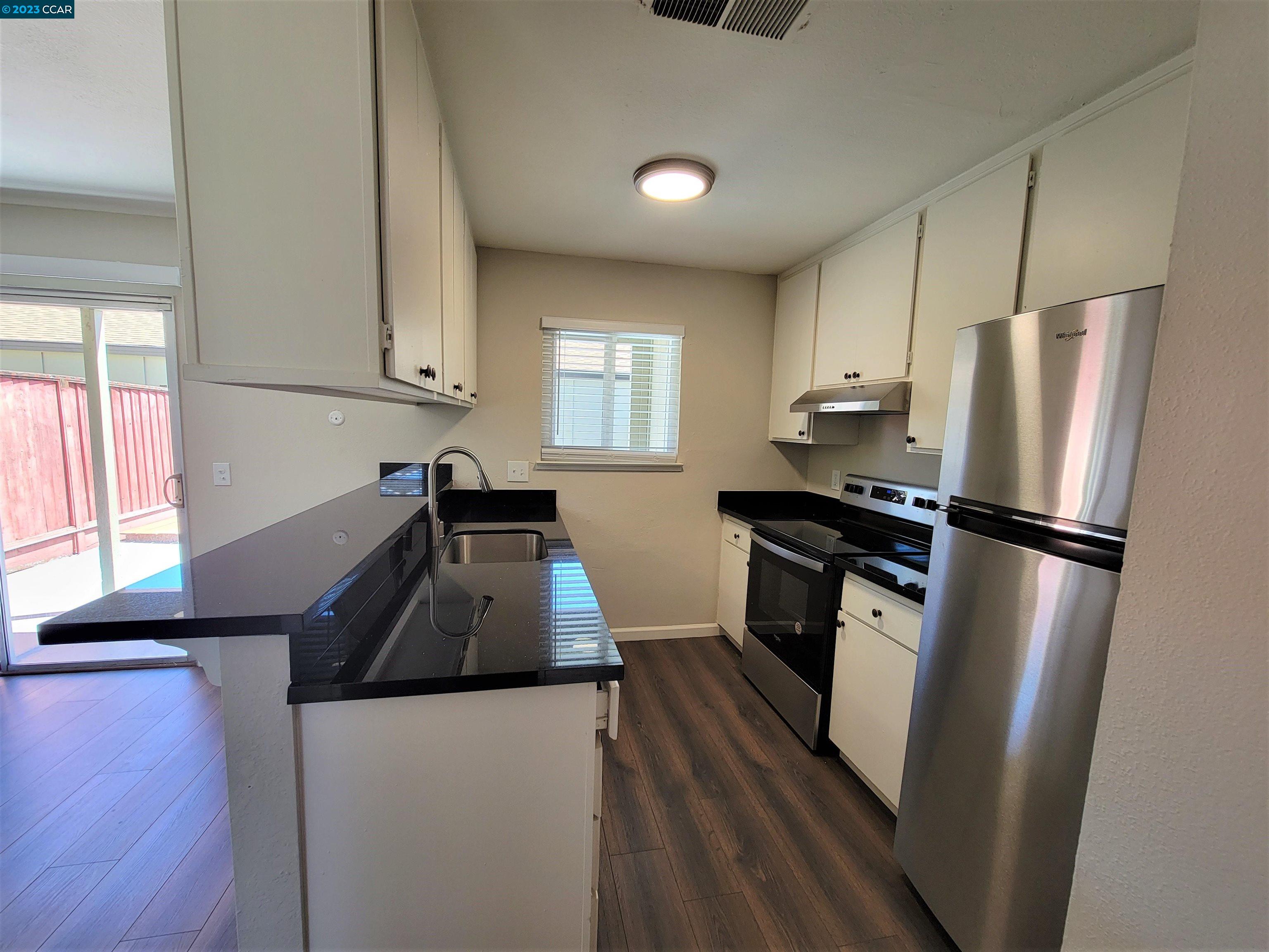 Photo #3: 41027981 Listing 