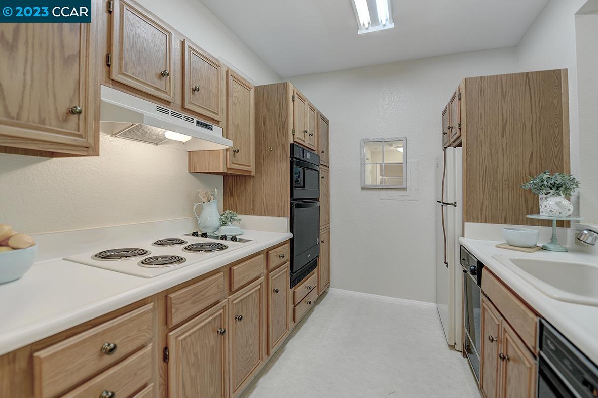 Photo #3: 41028043 Listing 