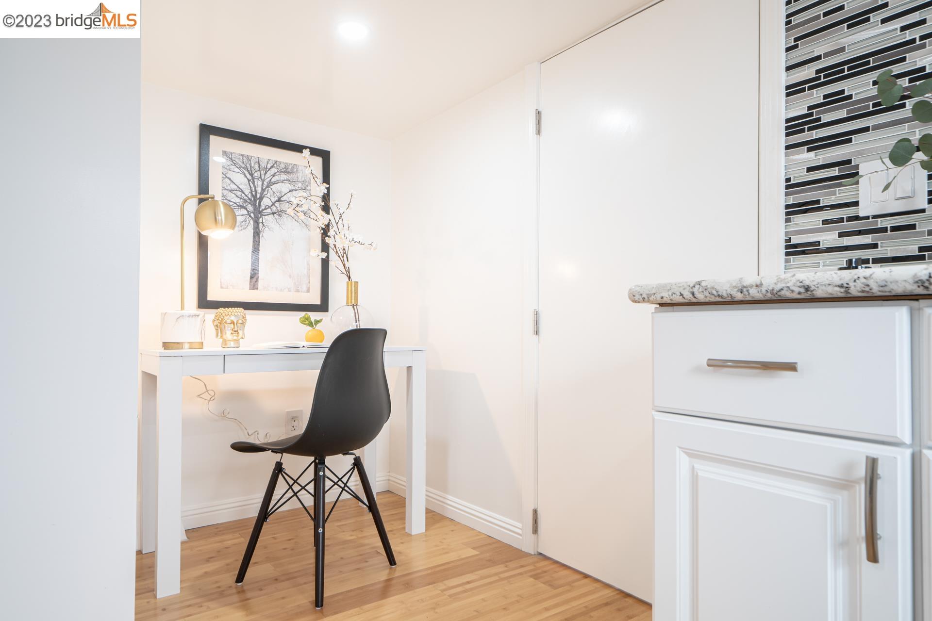 Detail Gallery Image 29 of 47 For 888 55th Street, Oakland,  CA 94608 - 4 Beds | 3 Baths