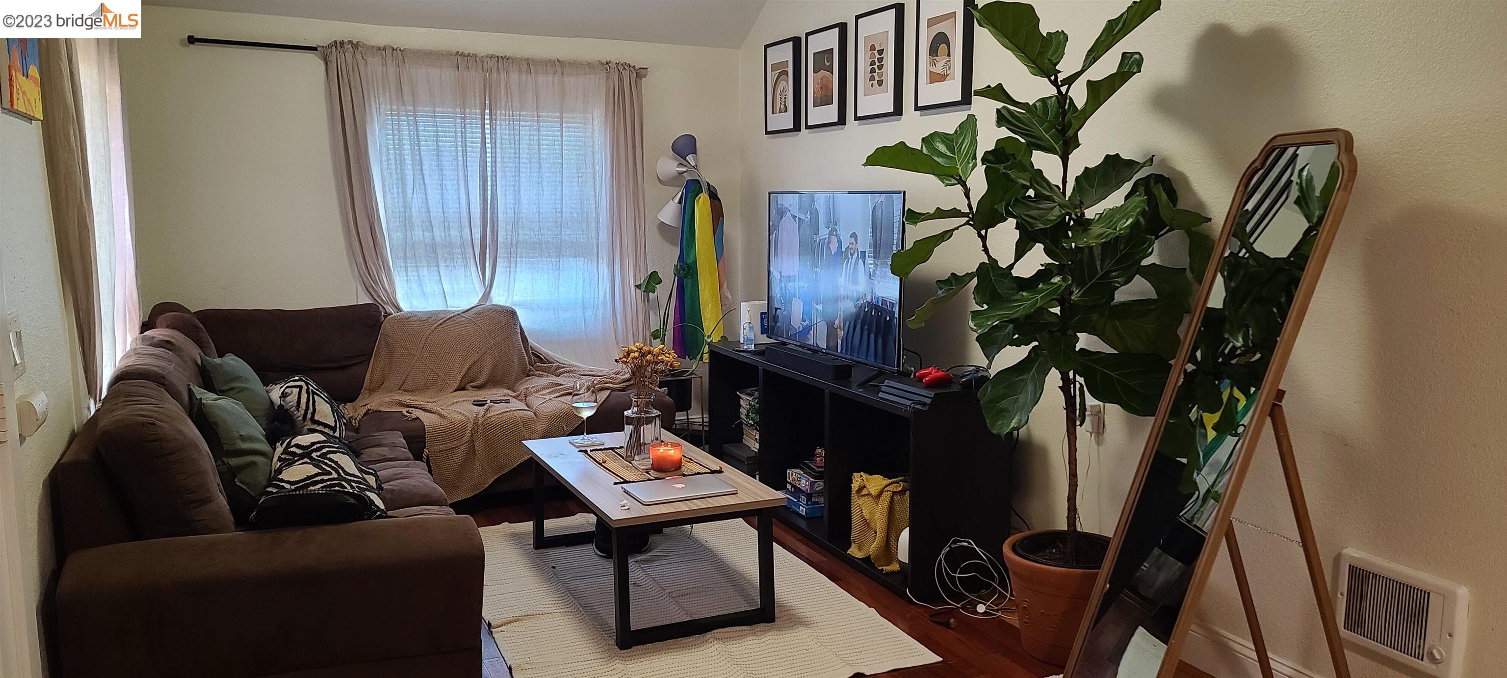 Detail Gallery Image 39 of 50 For 2825 Market St, Oakland,  CA 94608 - – Beds | – Baths