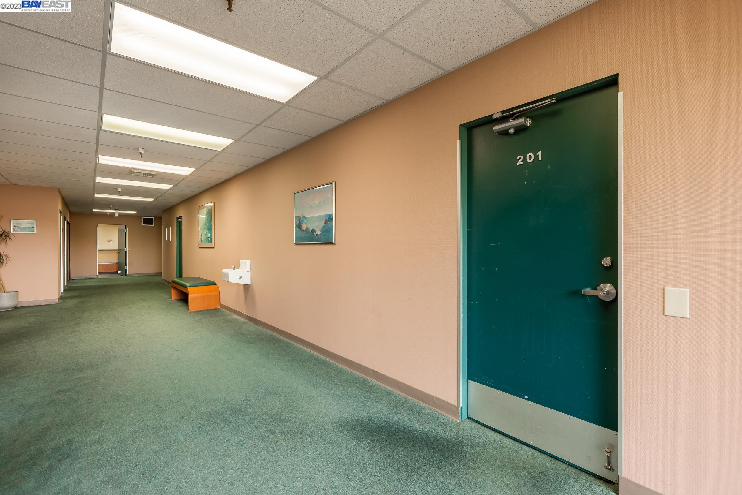 Detail Gallery Image 6 of 60 For 1610 Soquel Ave, Santa Cruz,  CA 95062 - – Beds | – Baths
