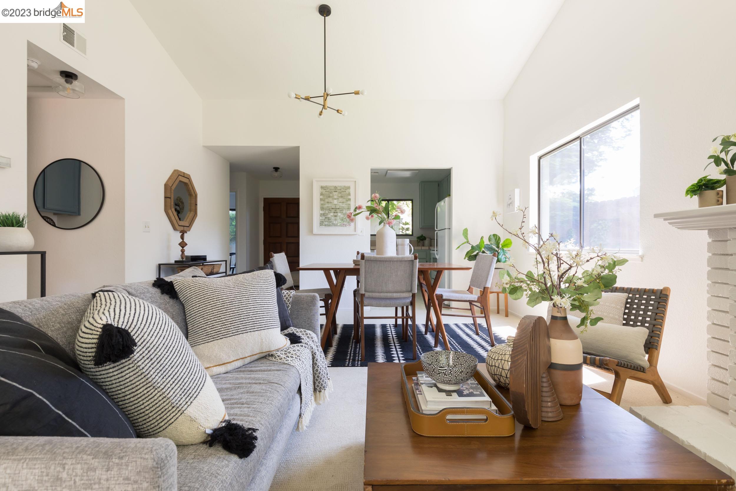 Photo #3: 41028478 Listing 