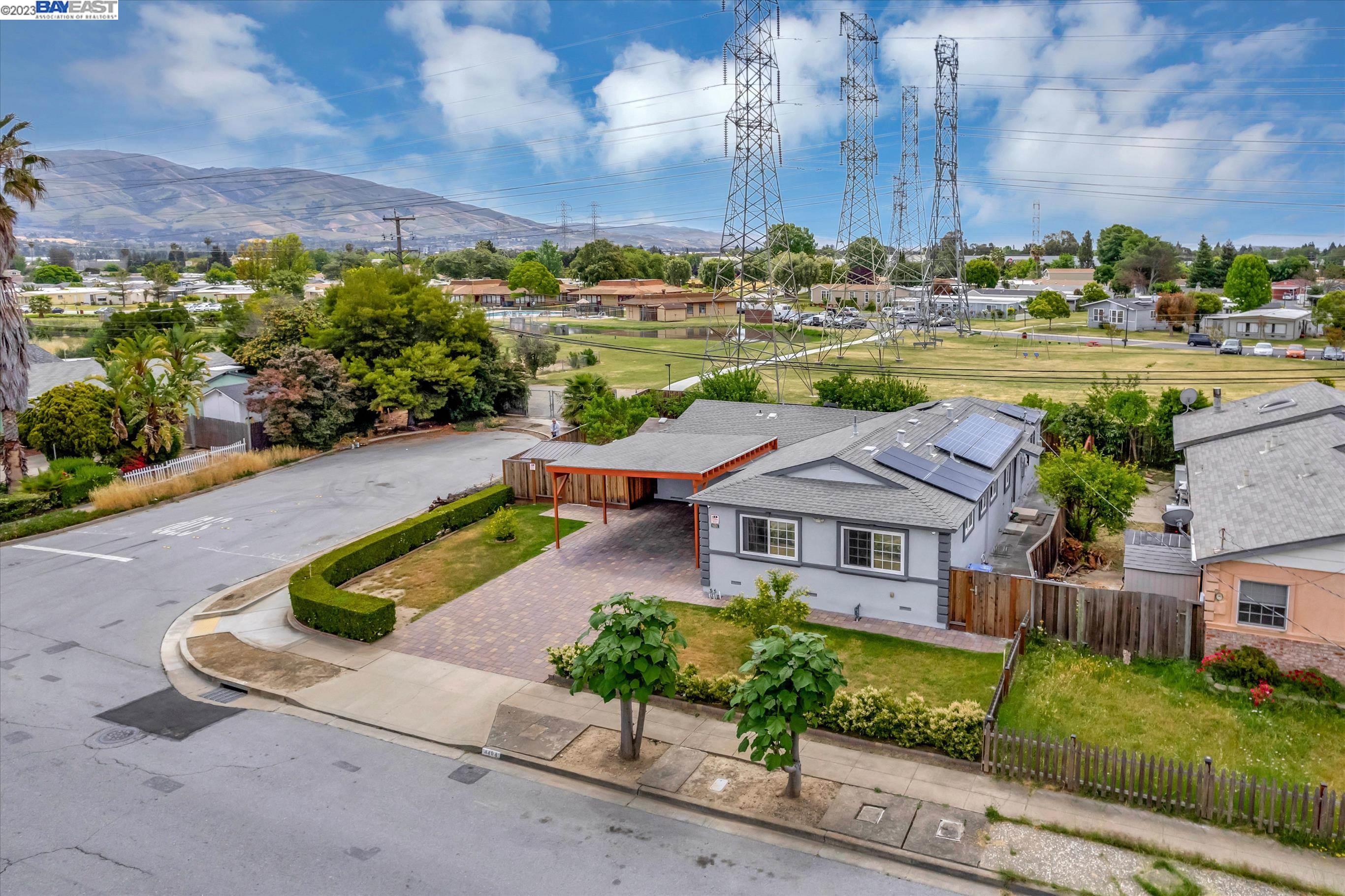 Detail Gallery Image 1 of 1 For 4484 Doane St, Fremont,  CA 94538 - 6 Beds | 3 Baths