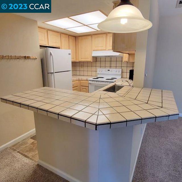 Photo #4: 41028839 Listing 