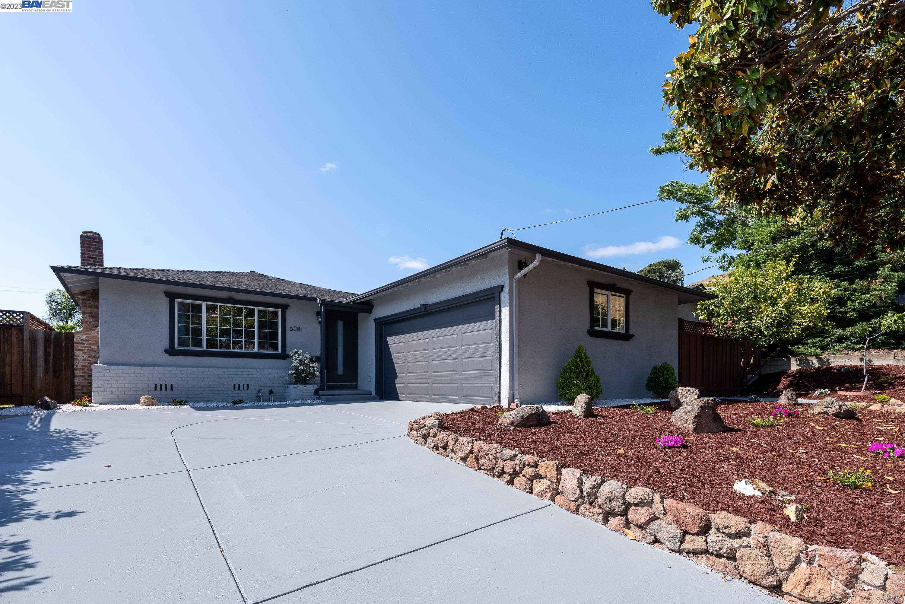 Detail Gallery Image 1 of 1 For 628 Jilliene Way, Hayward,  CA 94544 - 3 Beds | 2 Baths