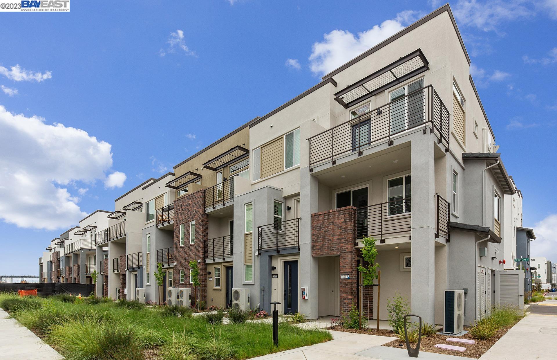 Detail Gallery Image 1 of 1 For 2841 Cathwood Lane, Alameda,  CA 94501 - 2 Beds | 1/1 Baths