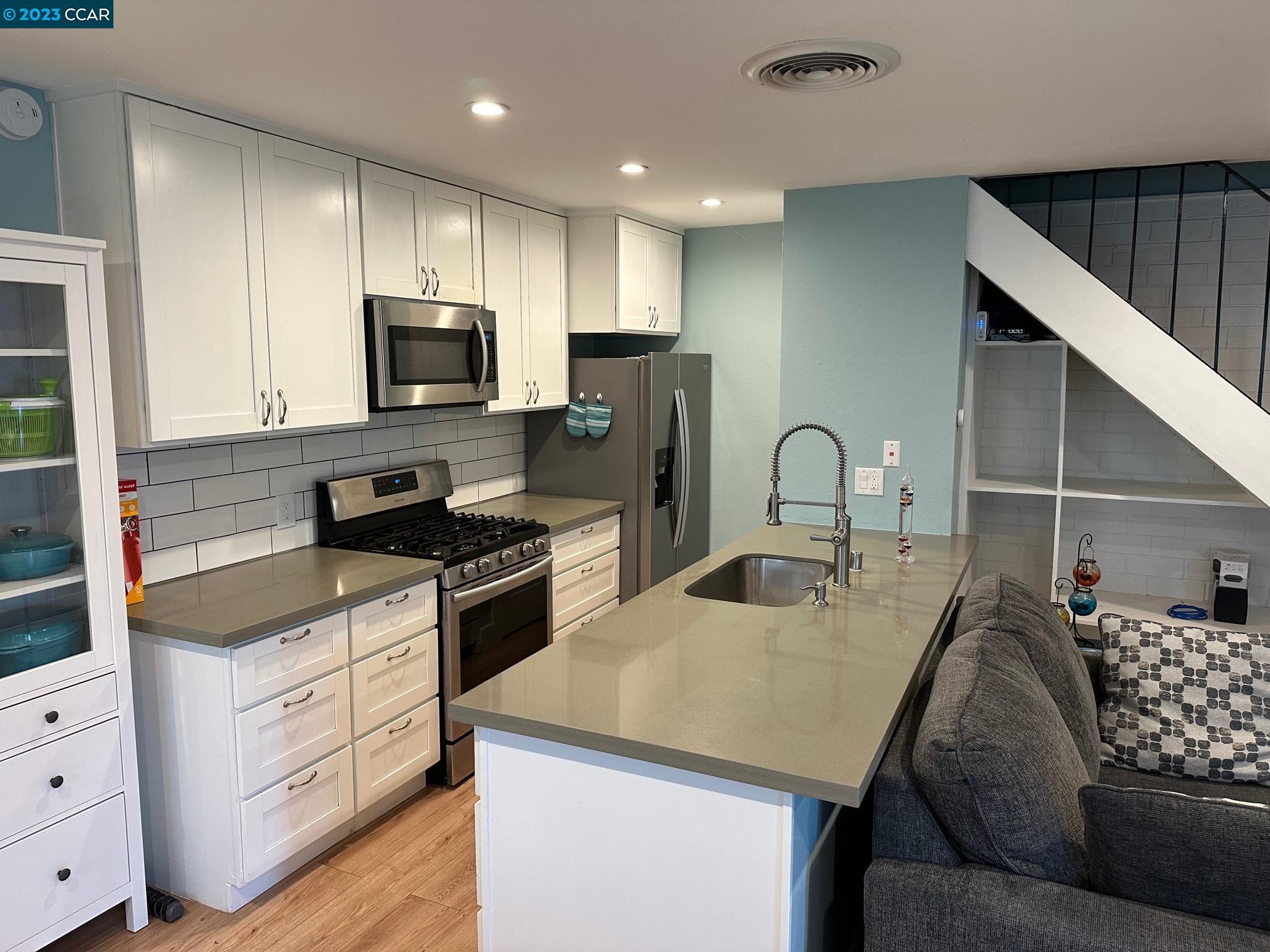 Photo #6: 41029156 Listing 