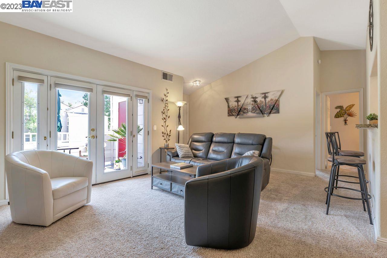Photo #5: 41029158 Listing 