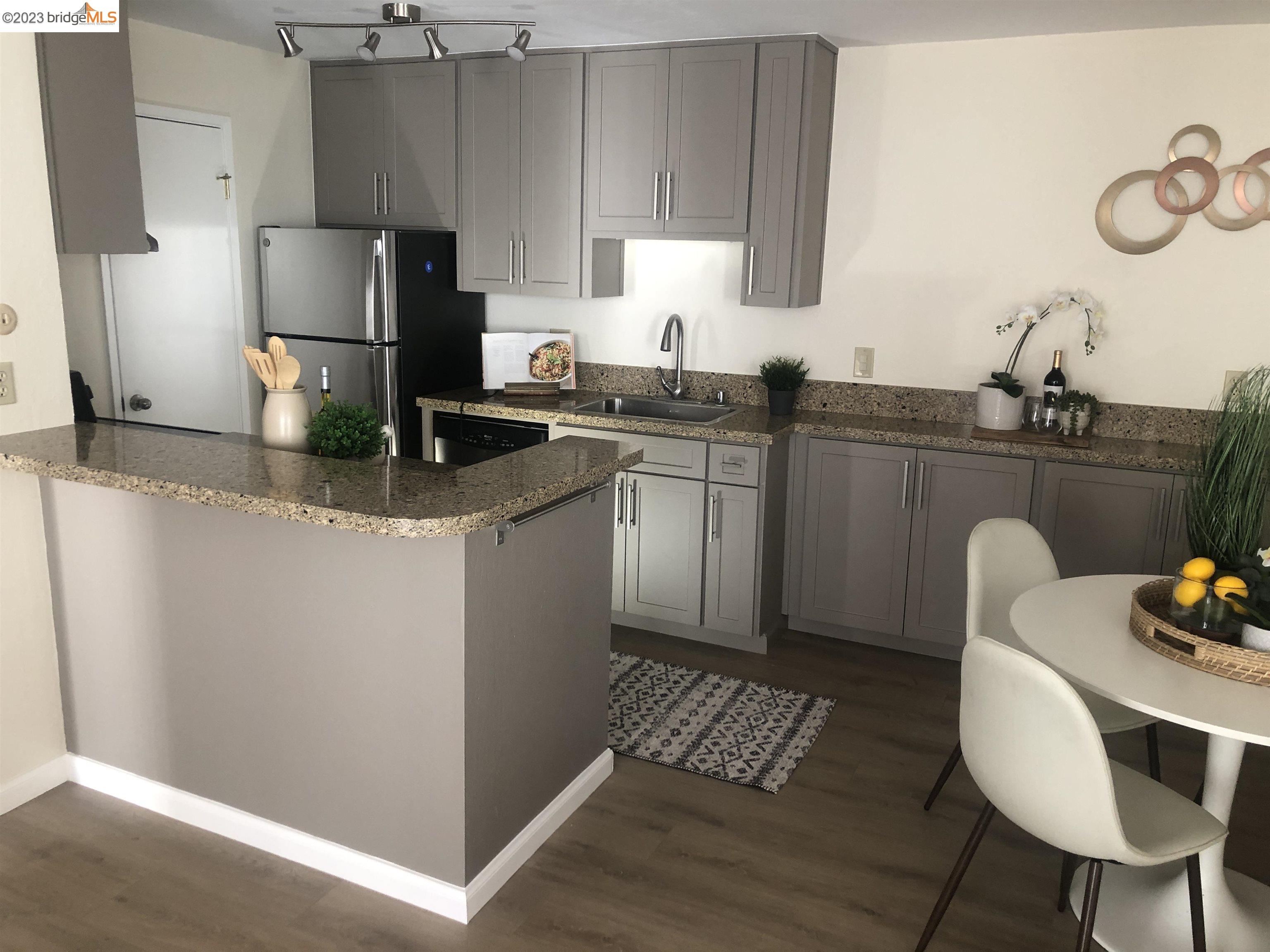 Photo #5: 41029195 Listing 