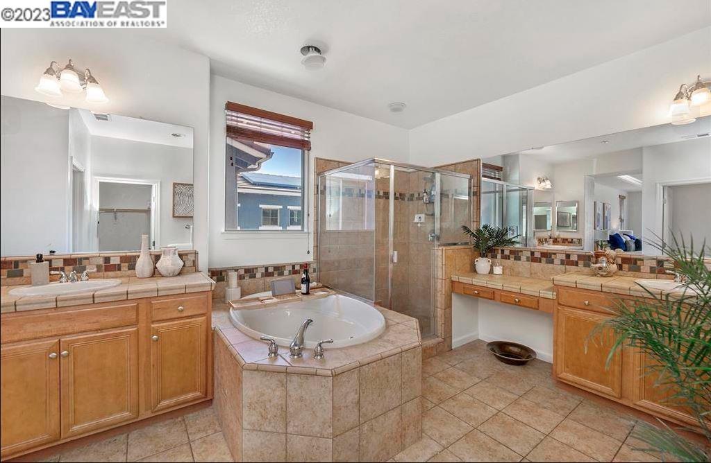 Detail Gallery Image 38 of 51 For 16780 Gold Nugget Trail, Lathrop,  CA 95330 - 5 Beds | 3 Baths